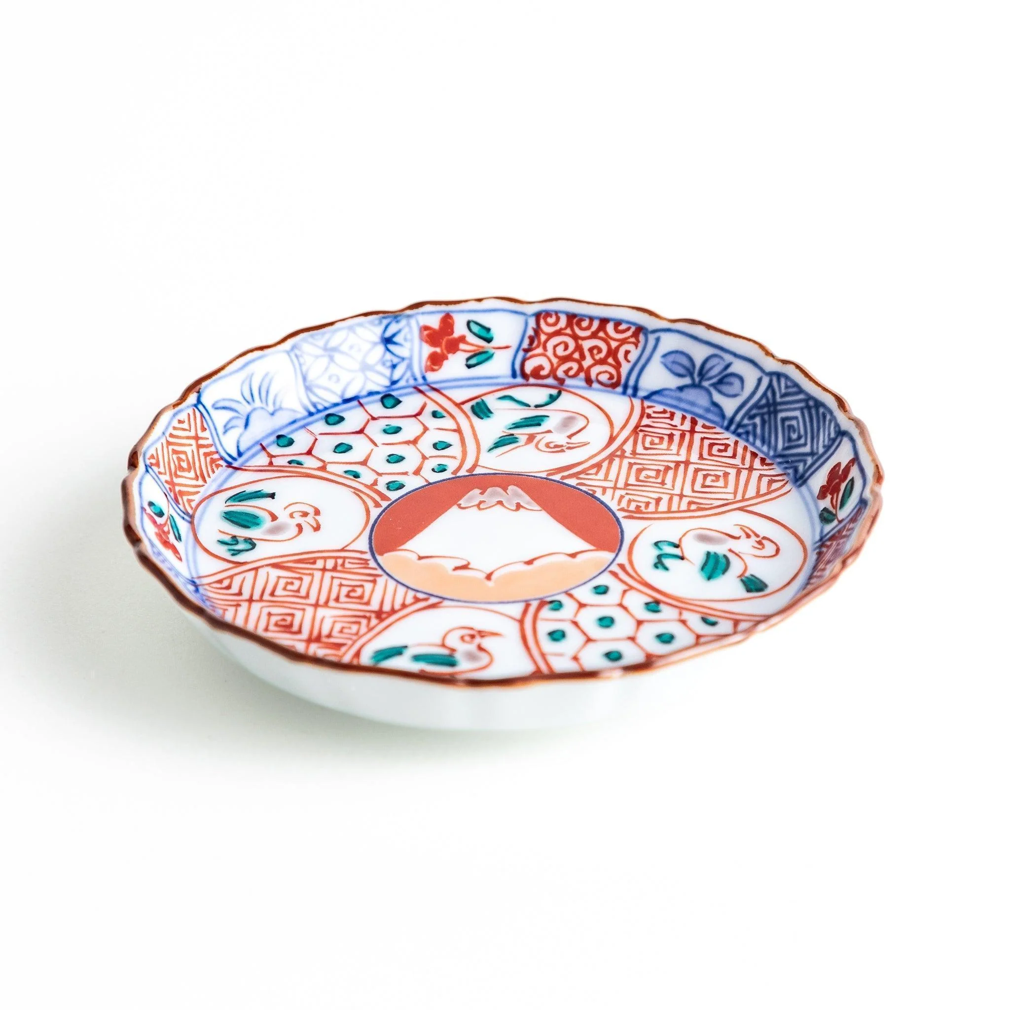 Auspicious Mount Fuji Raised Rim Sauce Dish - Image 4