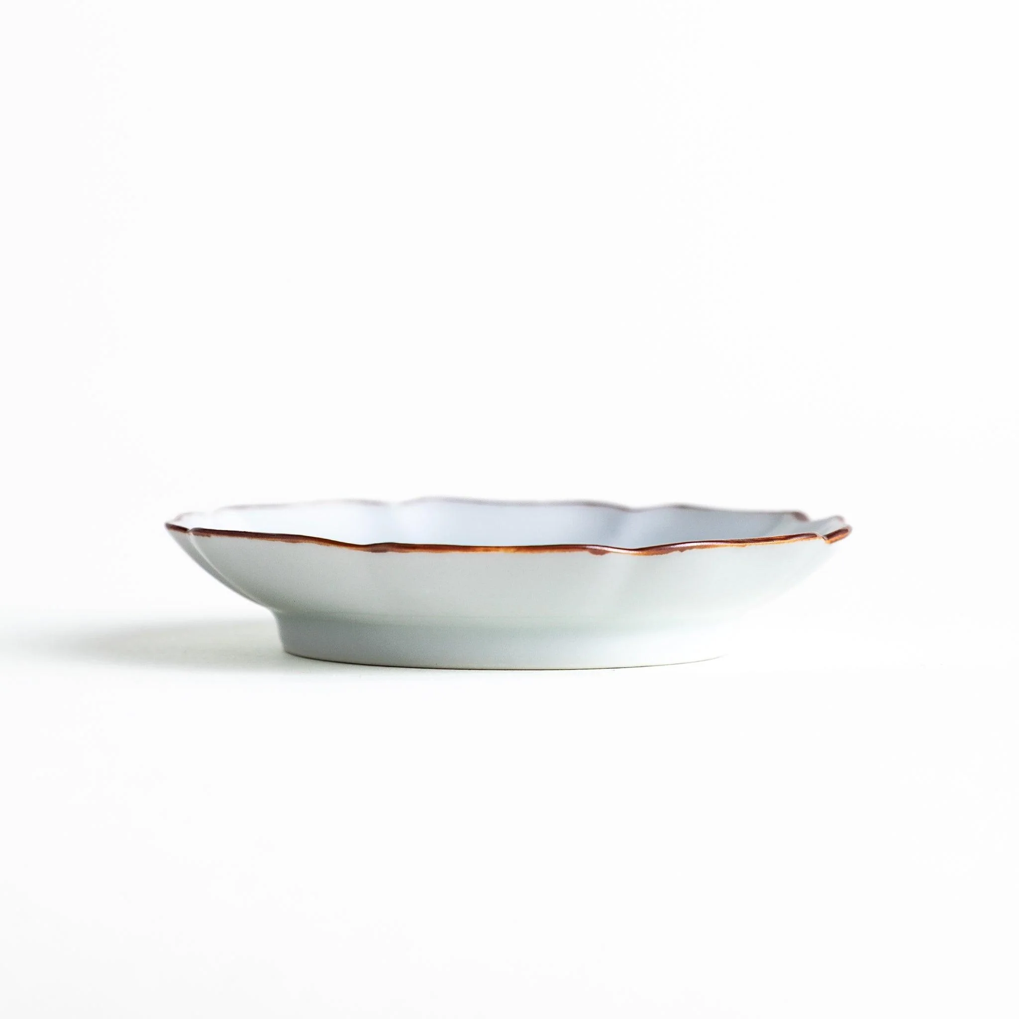 Blue Polka Dot Mount Fuji Sauce Dish - Image 4