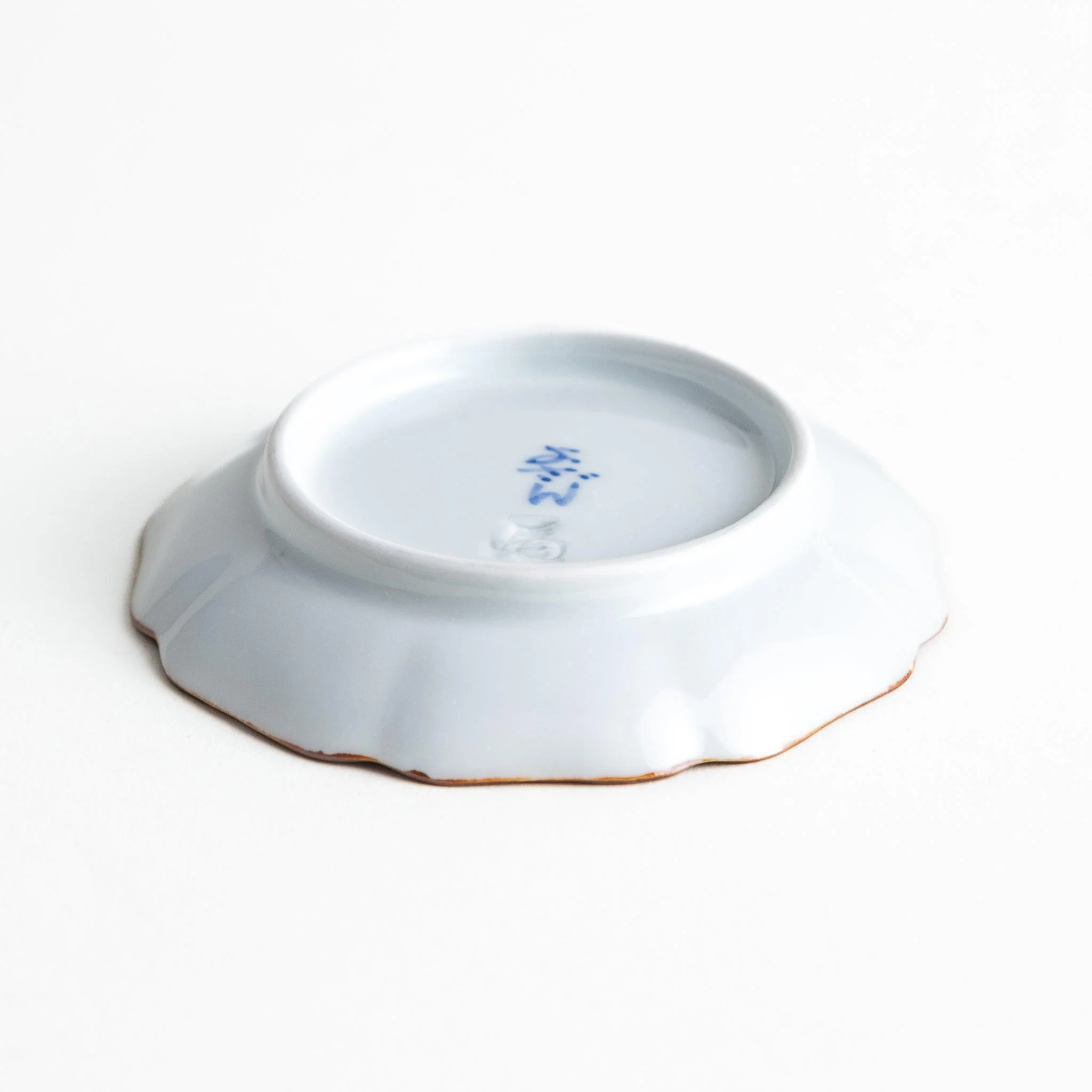 Blue Polka Dot Mount Fuji Sauce Dish - Image 7