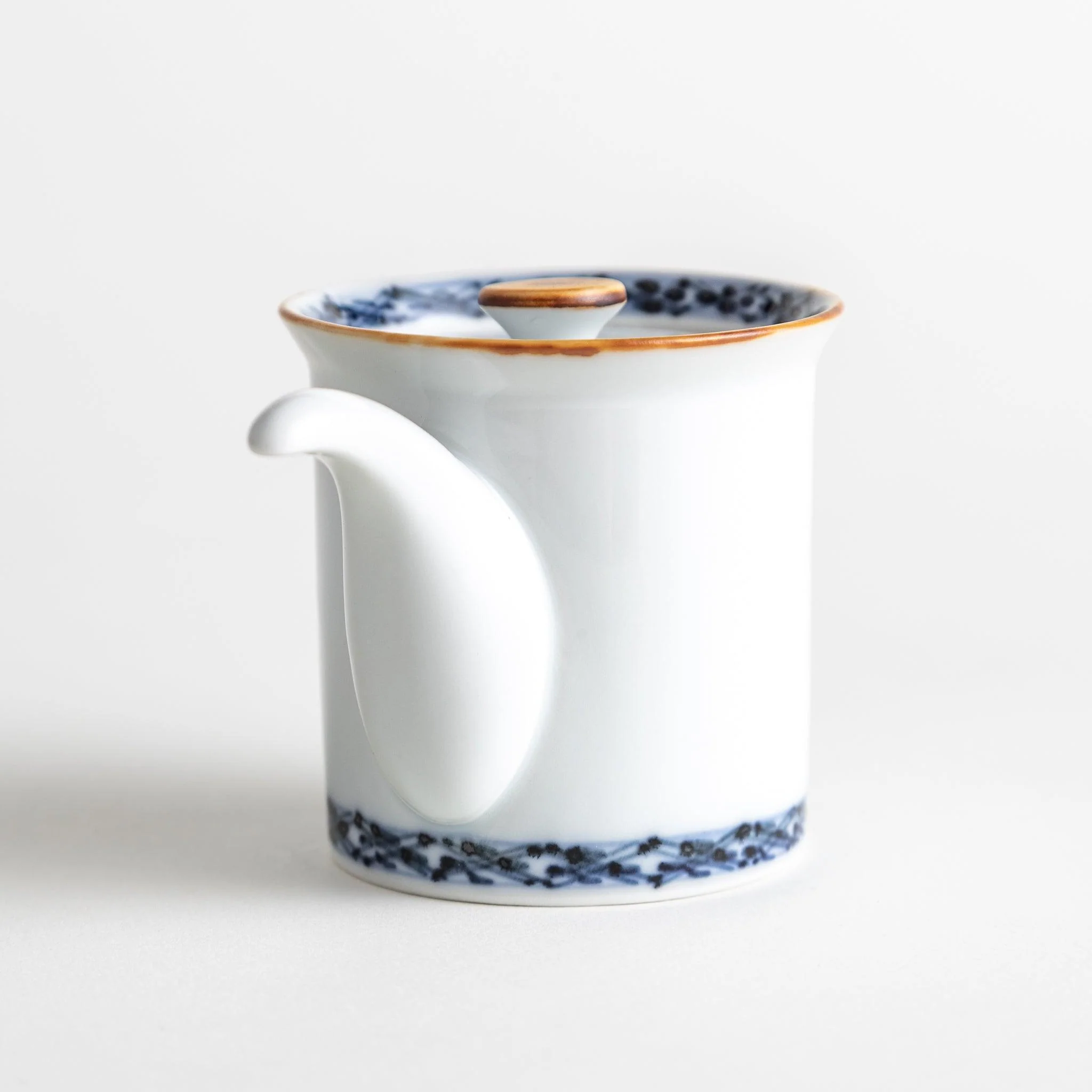 Blue Rimmed Soy Sauce Dispenser - Image 6