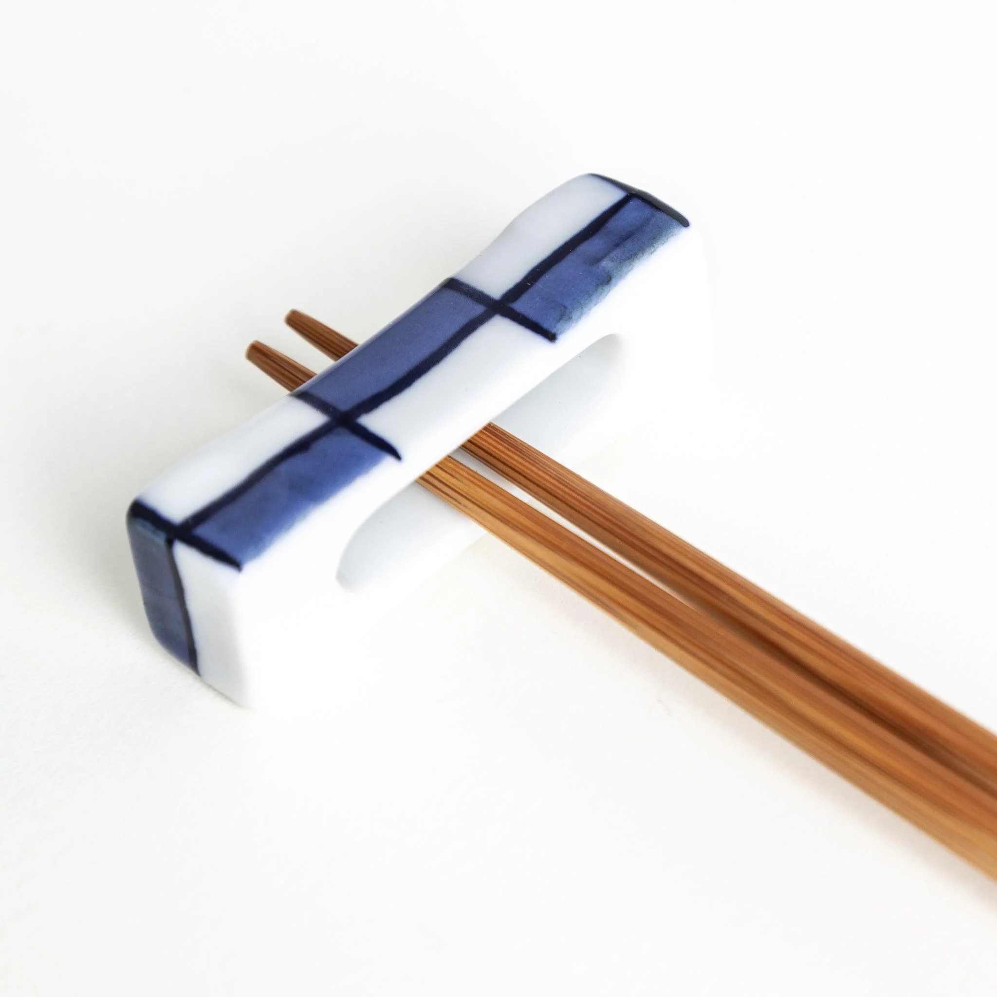 Checkered Chopstick Rest - Image 4