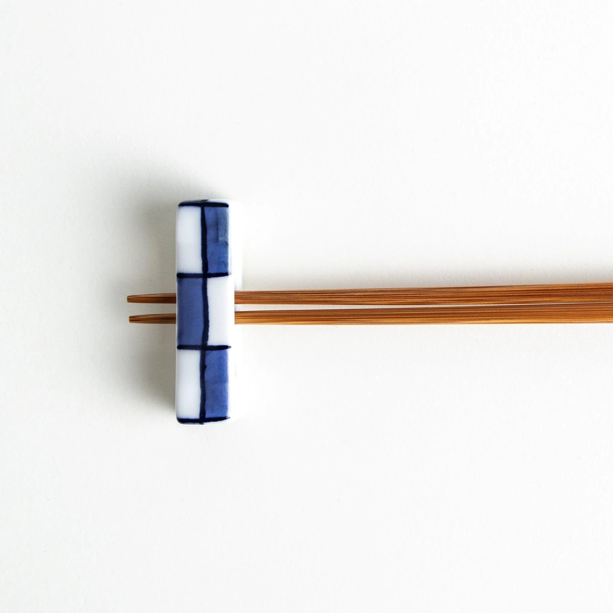 Checkered Chopstick Rest - Image 5