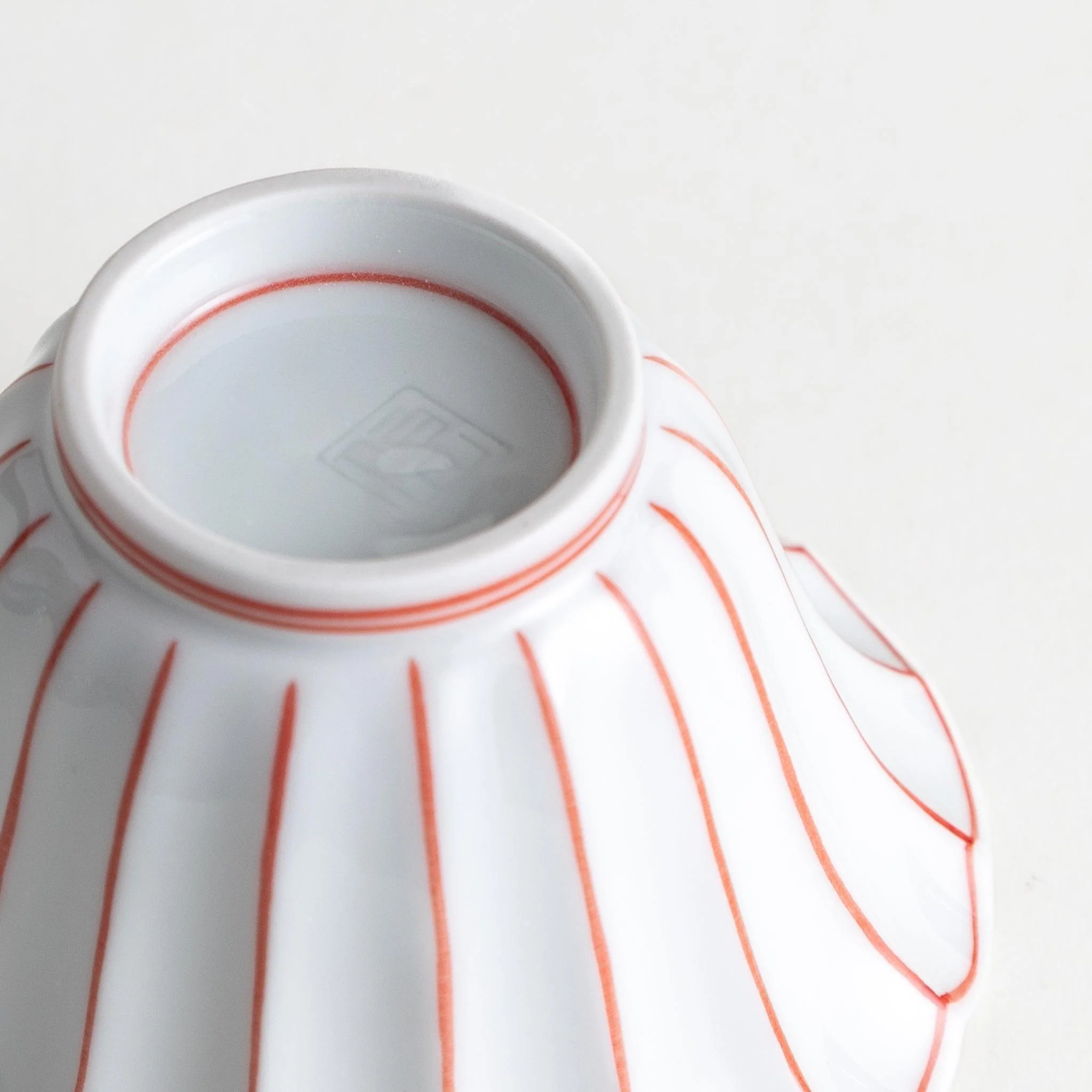 Chrysanthemum Lined Dessert Bowl - Image 6