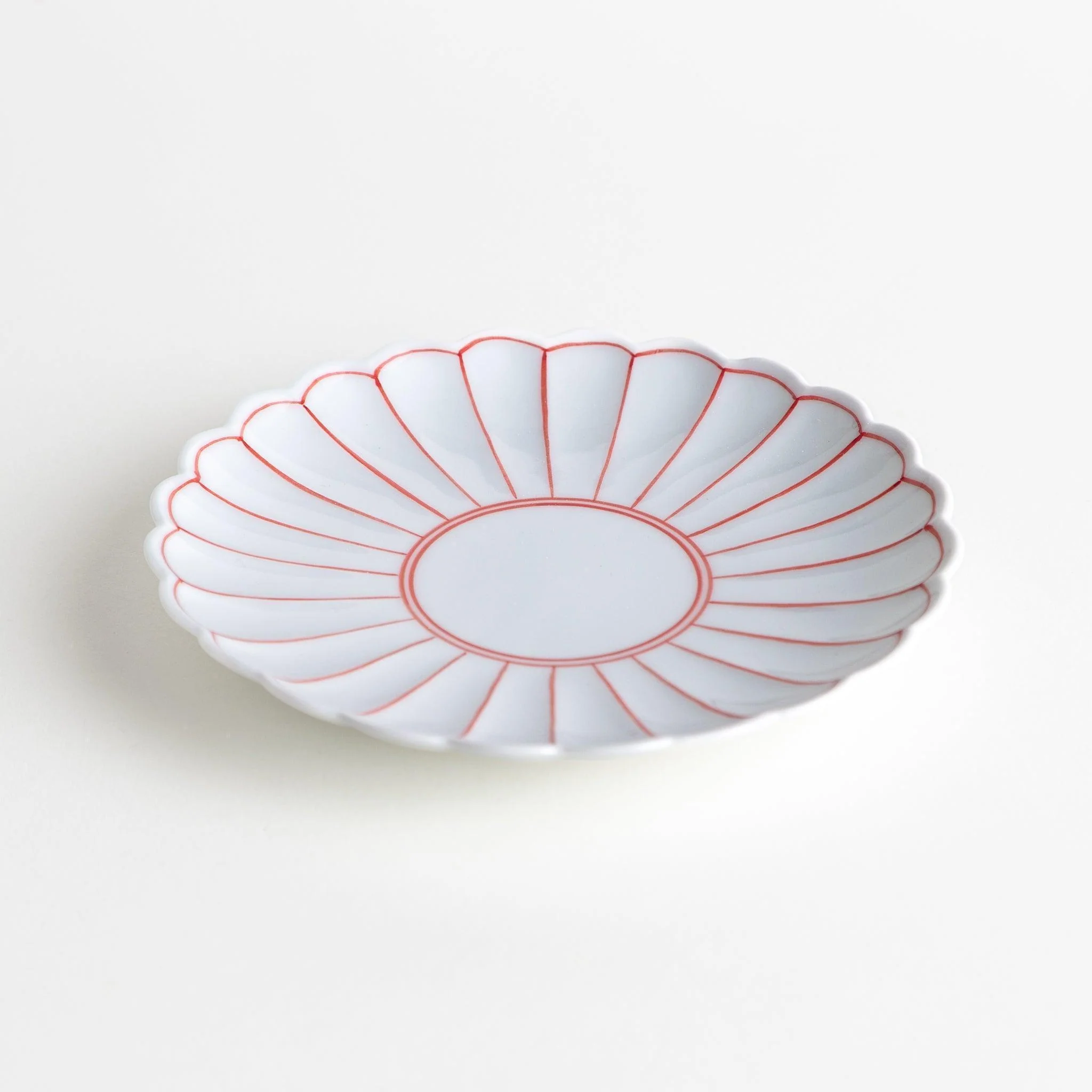 Chrysanthemum Lined Salad Plate - Image 10