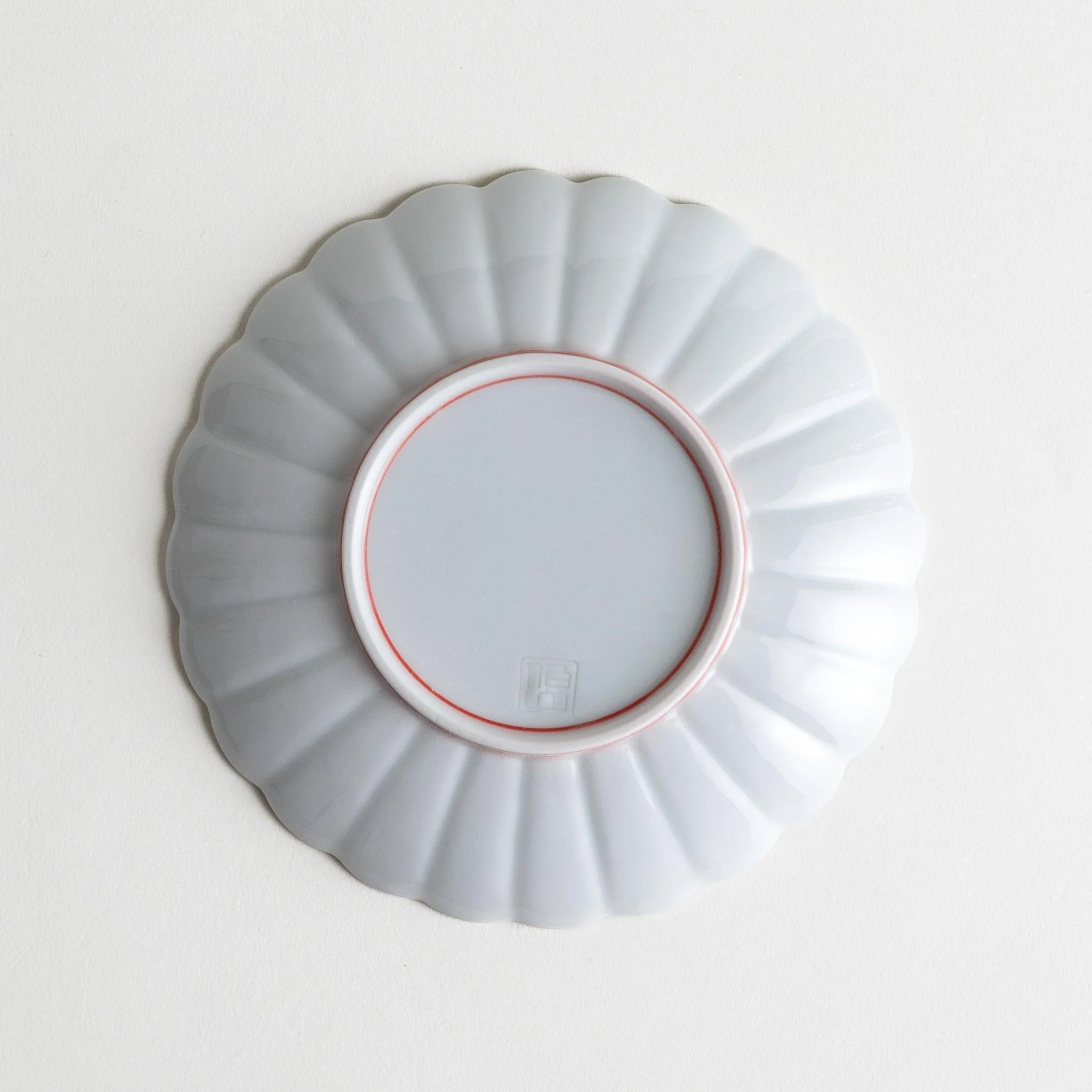 Chrysanthemum Lined Salad Plate - Image 13