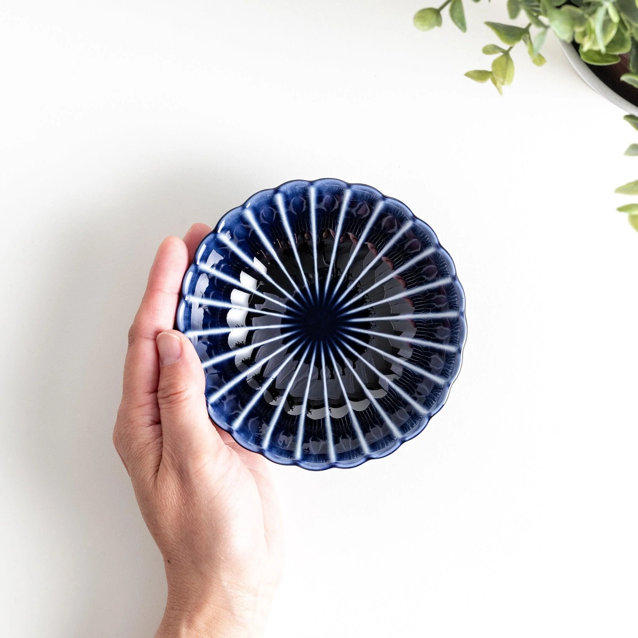 Chrysanthemum Navy Blue Dessert Bowl - Image 3