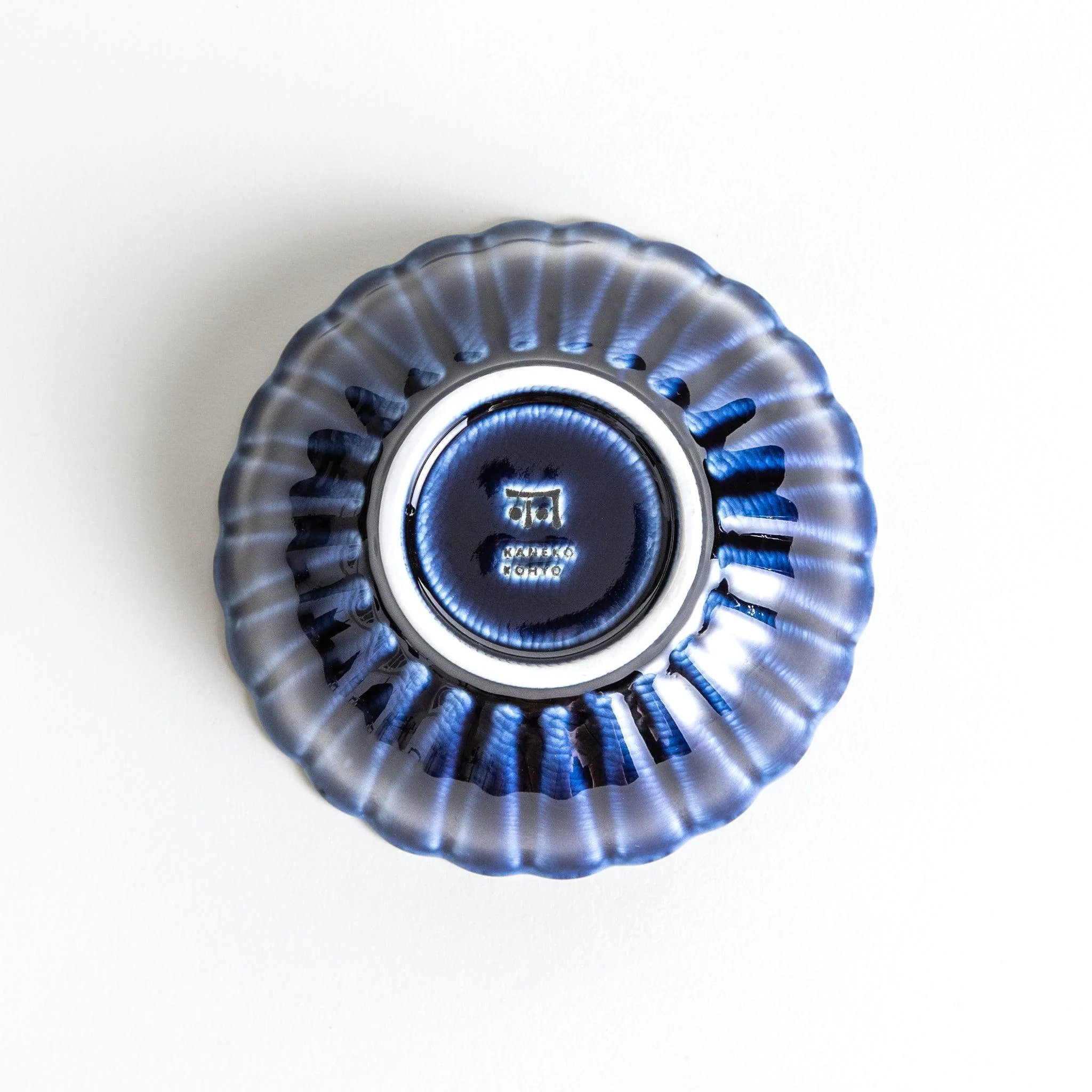 Chrysanthemum Navy Blue Dessert Bowl - Image 8