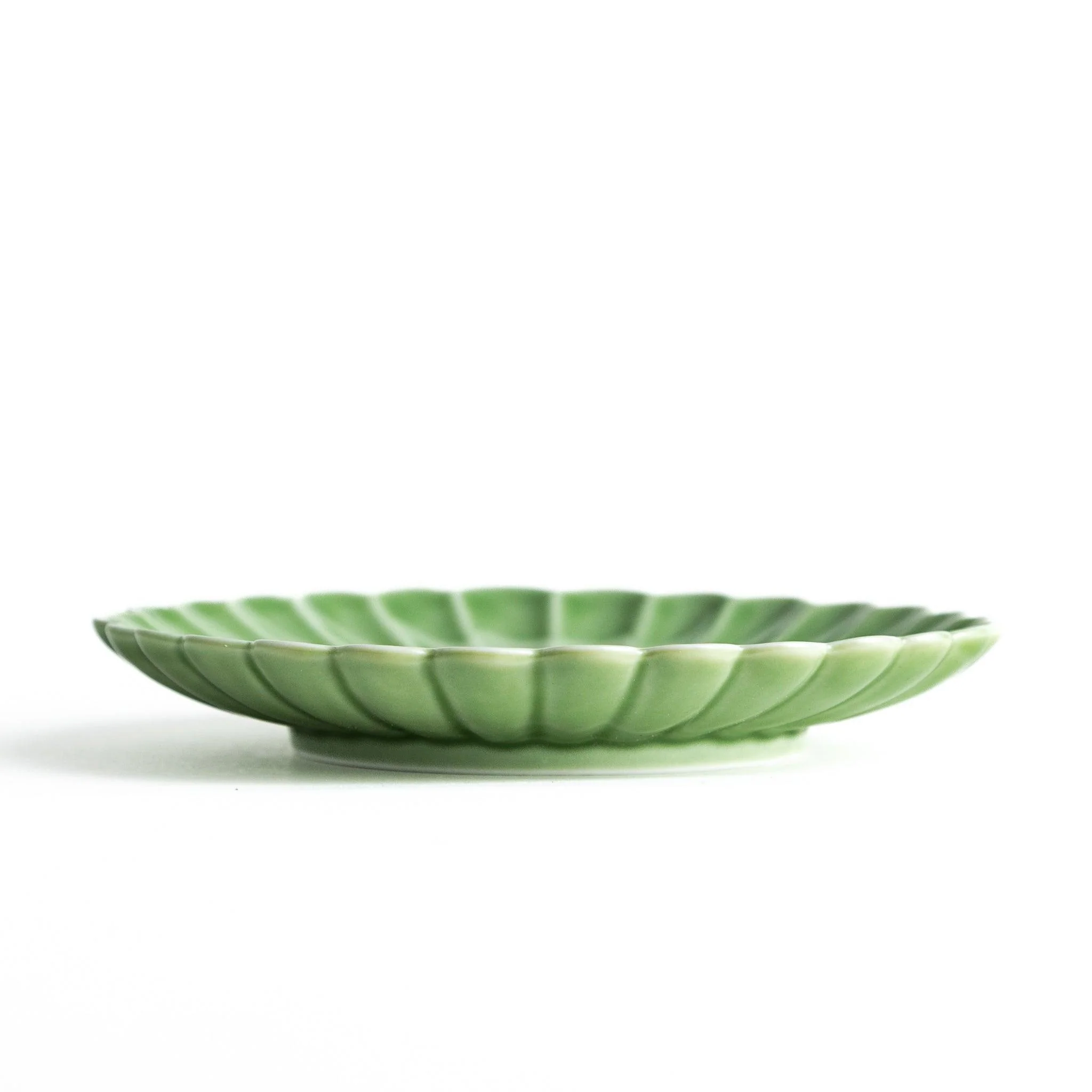 Chrysanthemum Scalloped Sauce Dish - Image 11