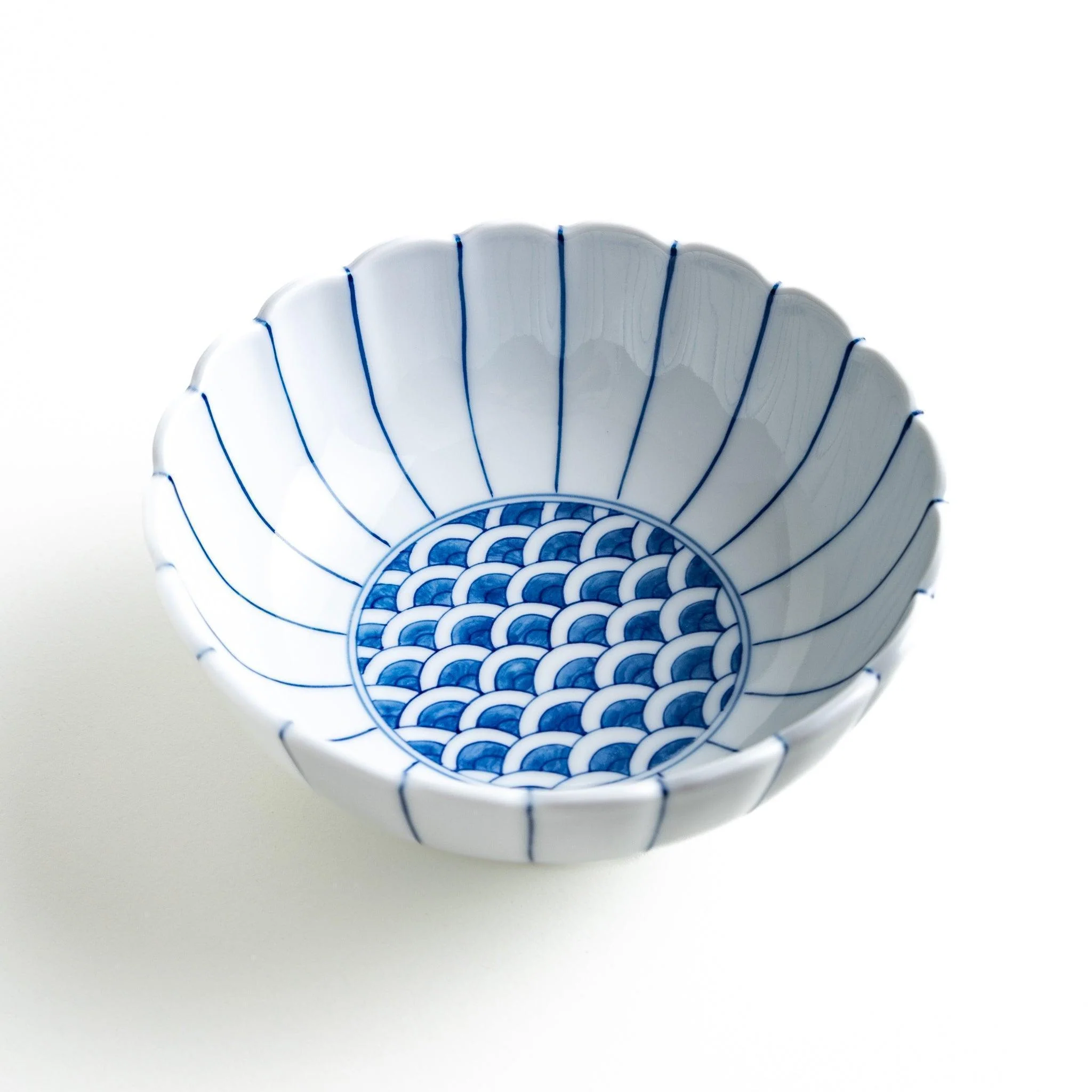 Chrysanthemum Wave Cereal Bowl - Image 8