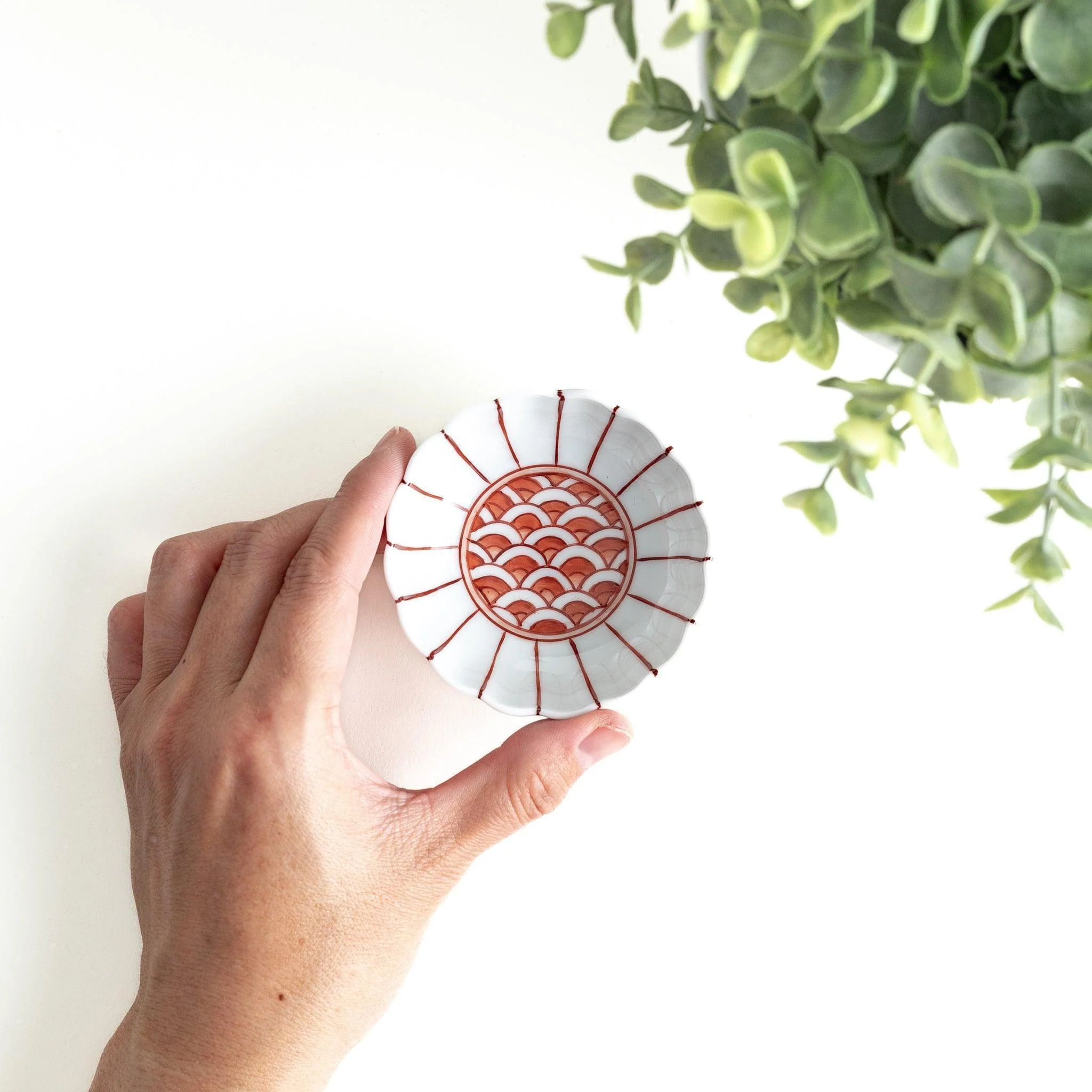 Chrysanthemum Wave Condiment Bowl - Image 3