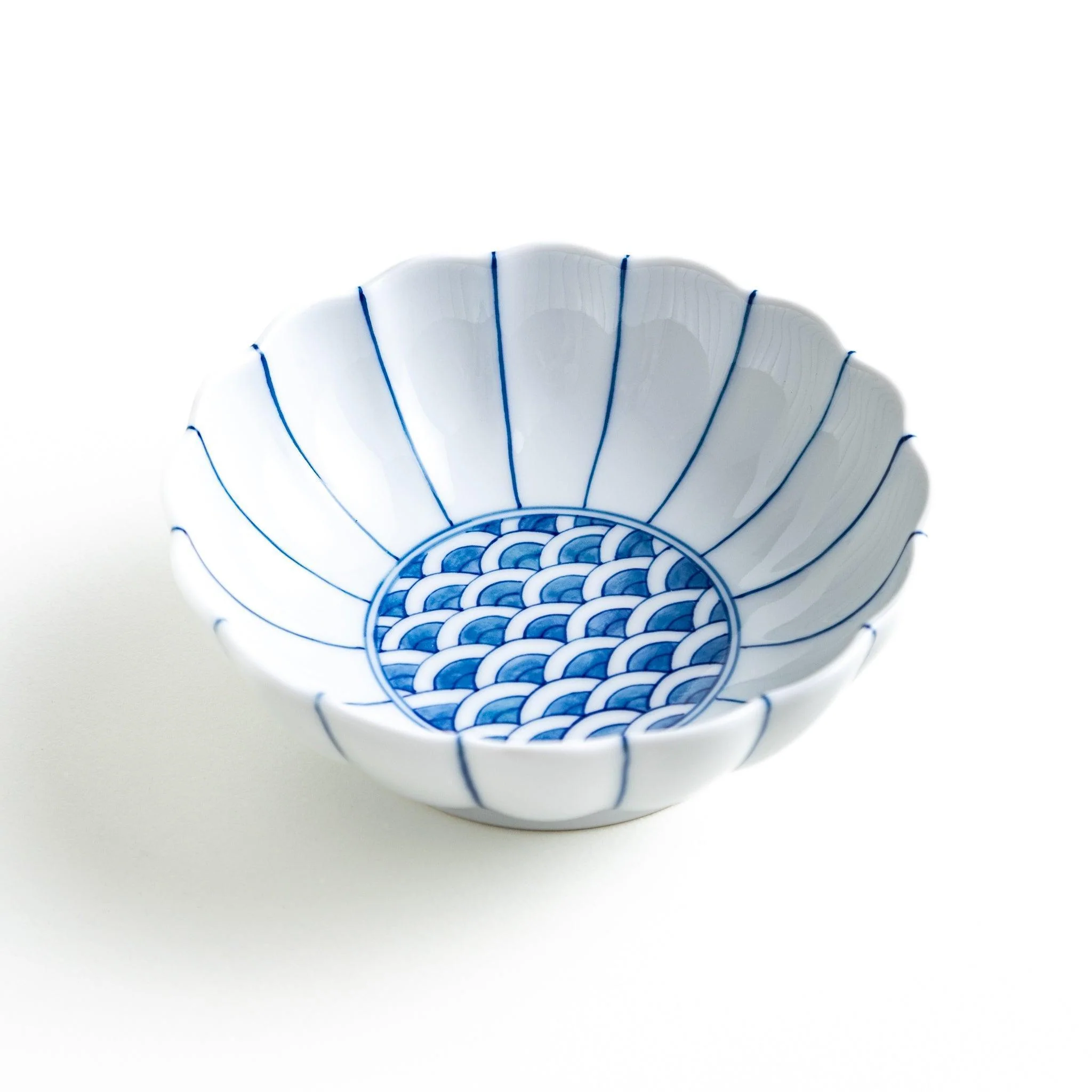 Chrysanthemum Wave Dessert Bowl - Image 8