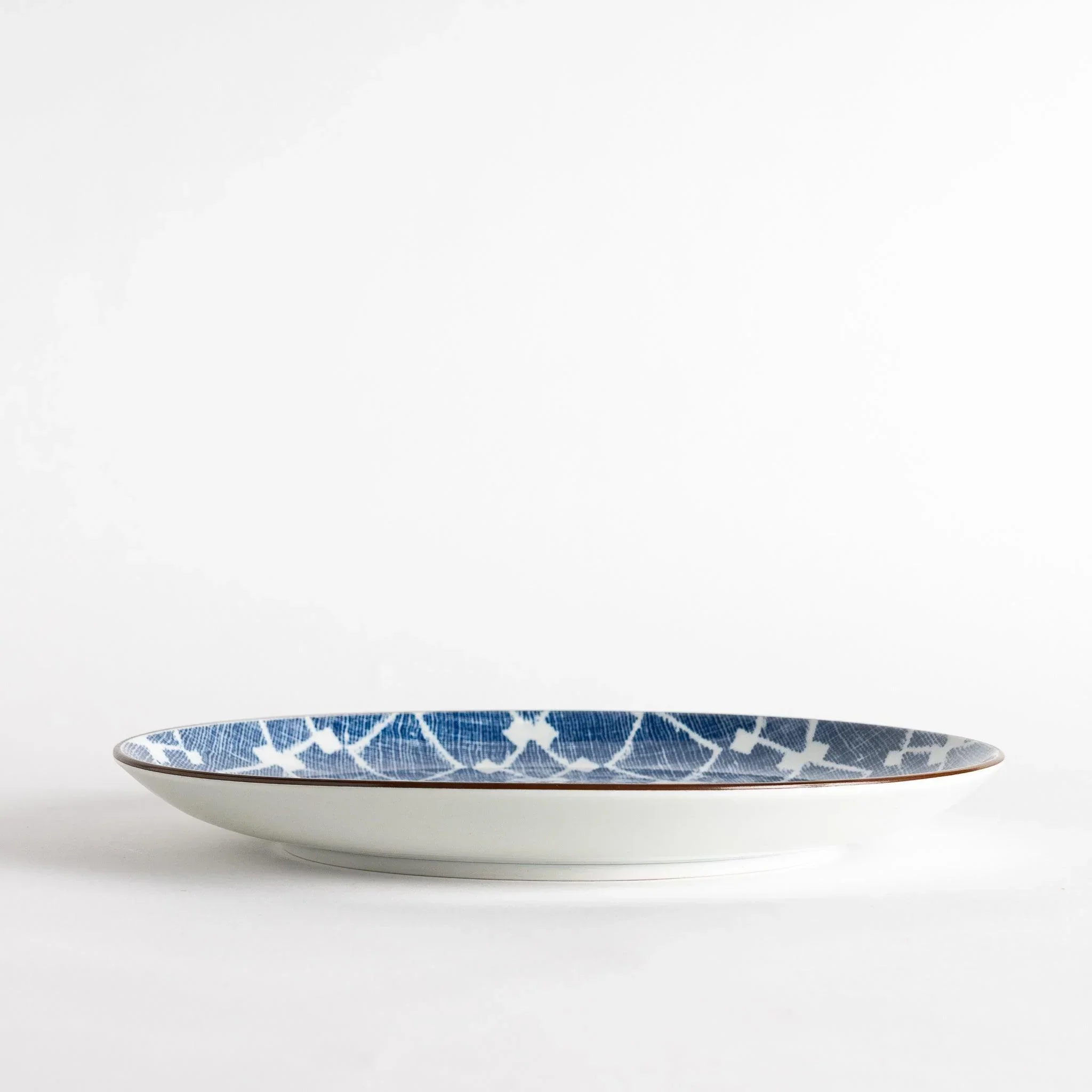Diamond Lattice Dinner Plate - Image 4