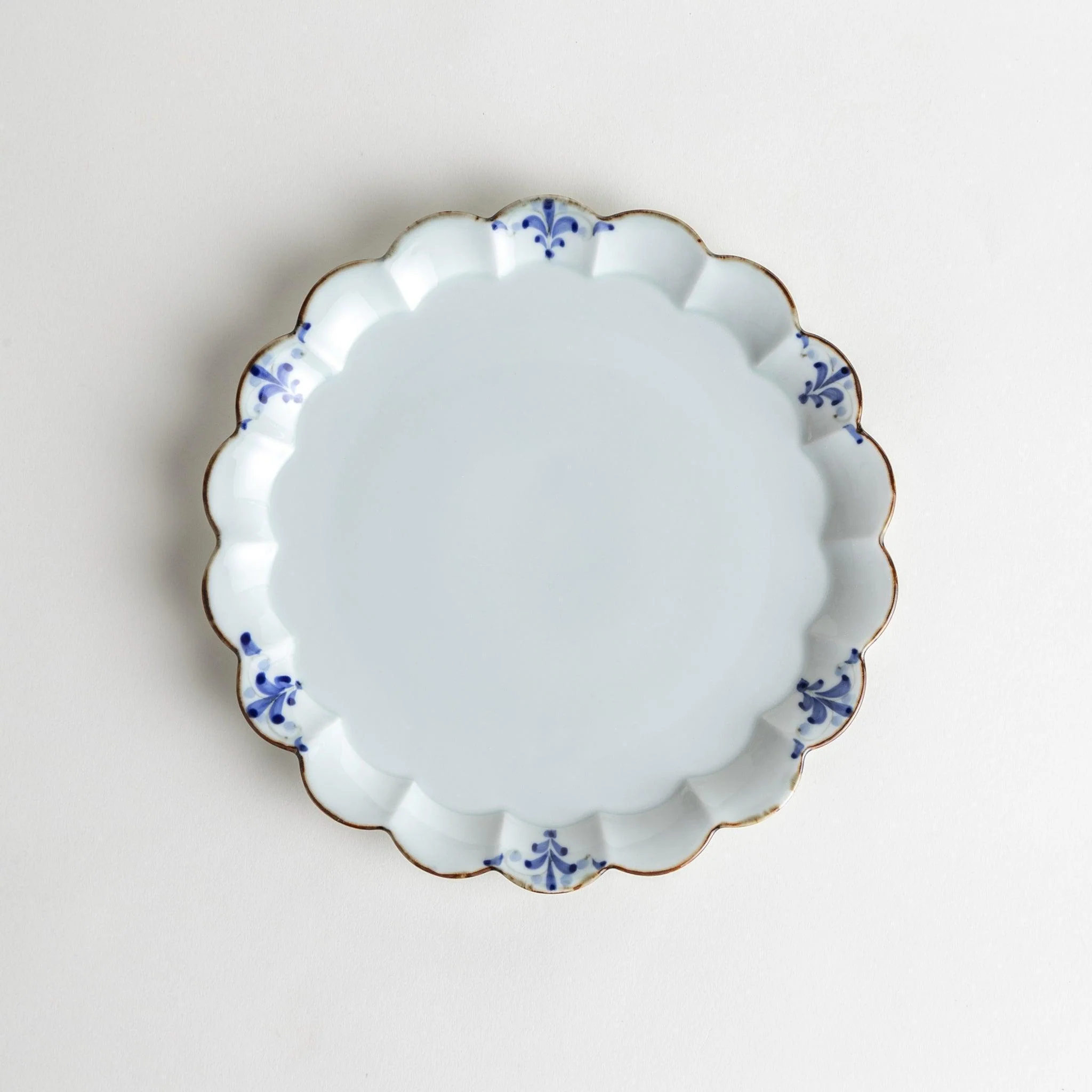 Floral Leaves Scalloped Salad Plate - Image 10