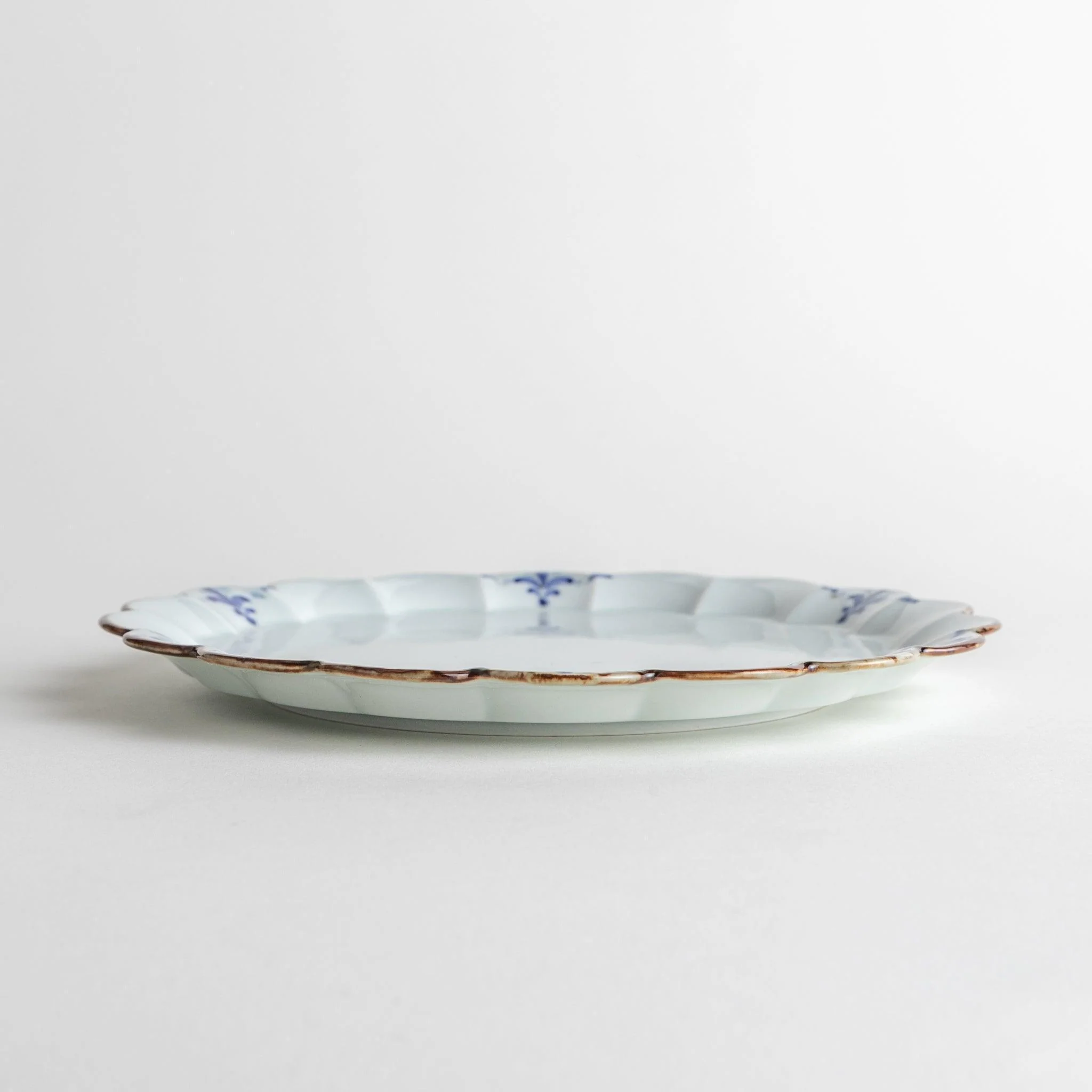 Floral Leaves Scalloped Salad Plate - Image 5