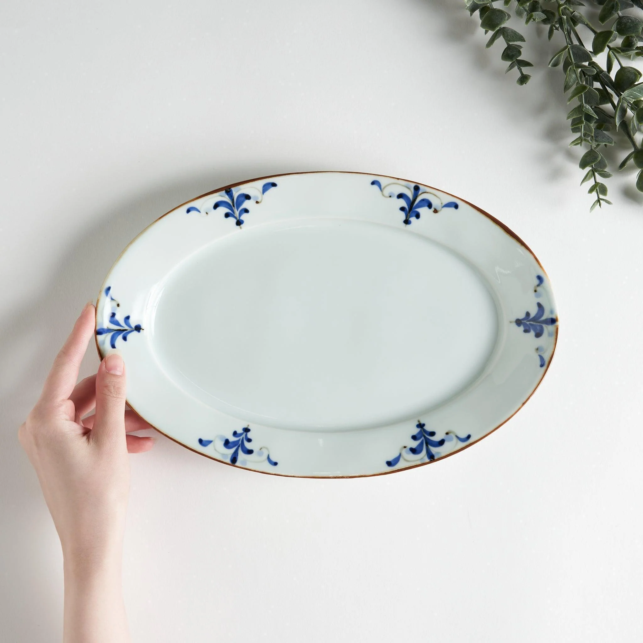 Floral Leaves Oval Dinner Plate - Image 3