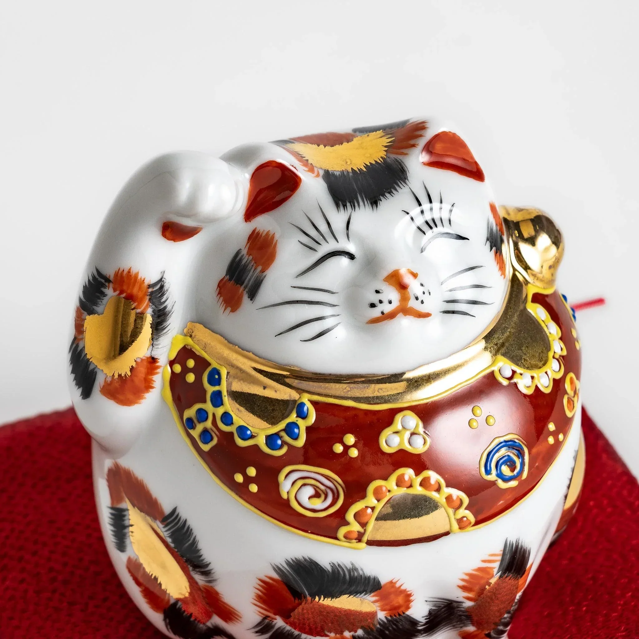 Golden Calico Maneki Neko - Image 6