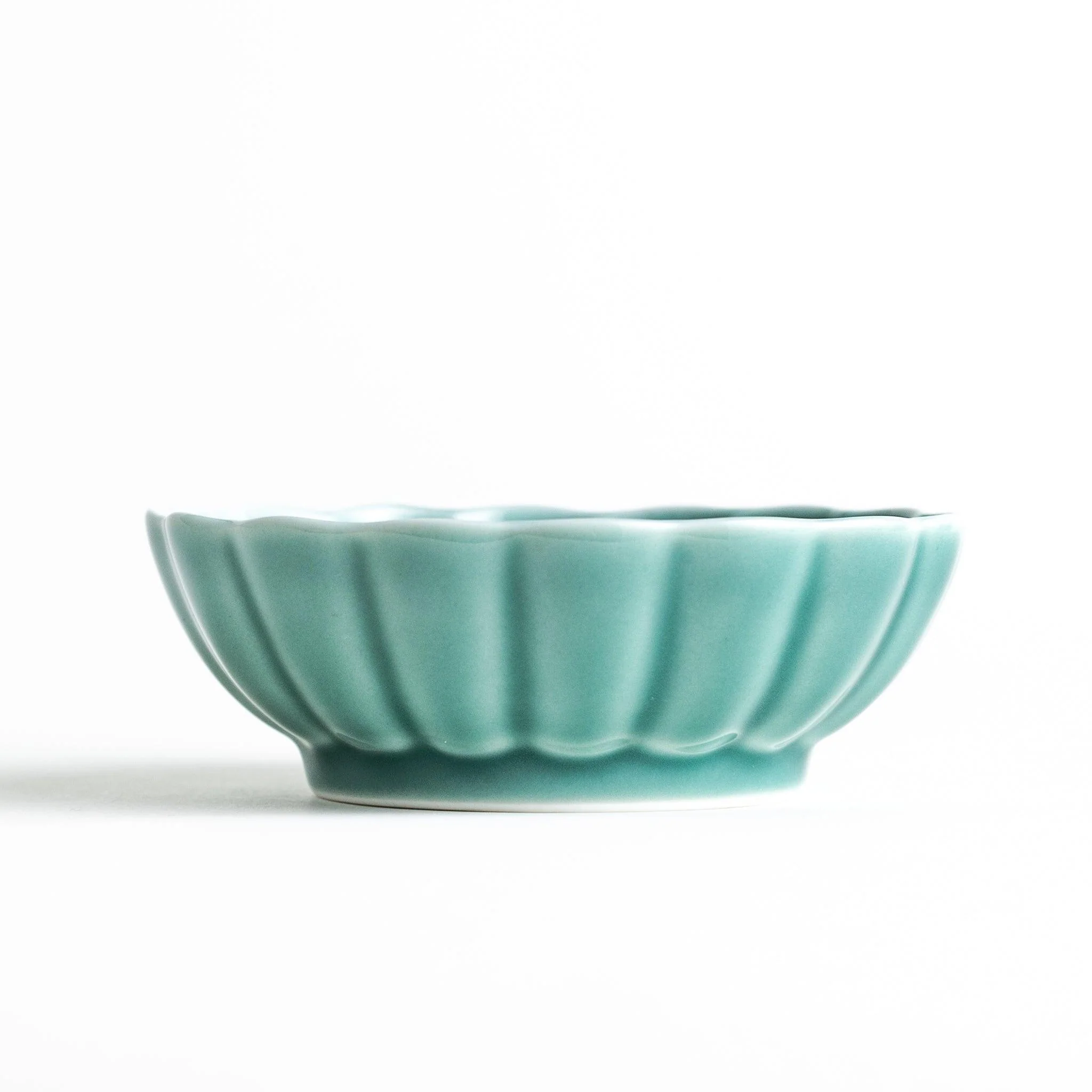 Green Chrysanthemum Wave Dessert Bowl - Image 4