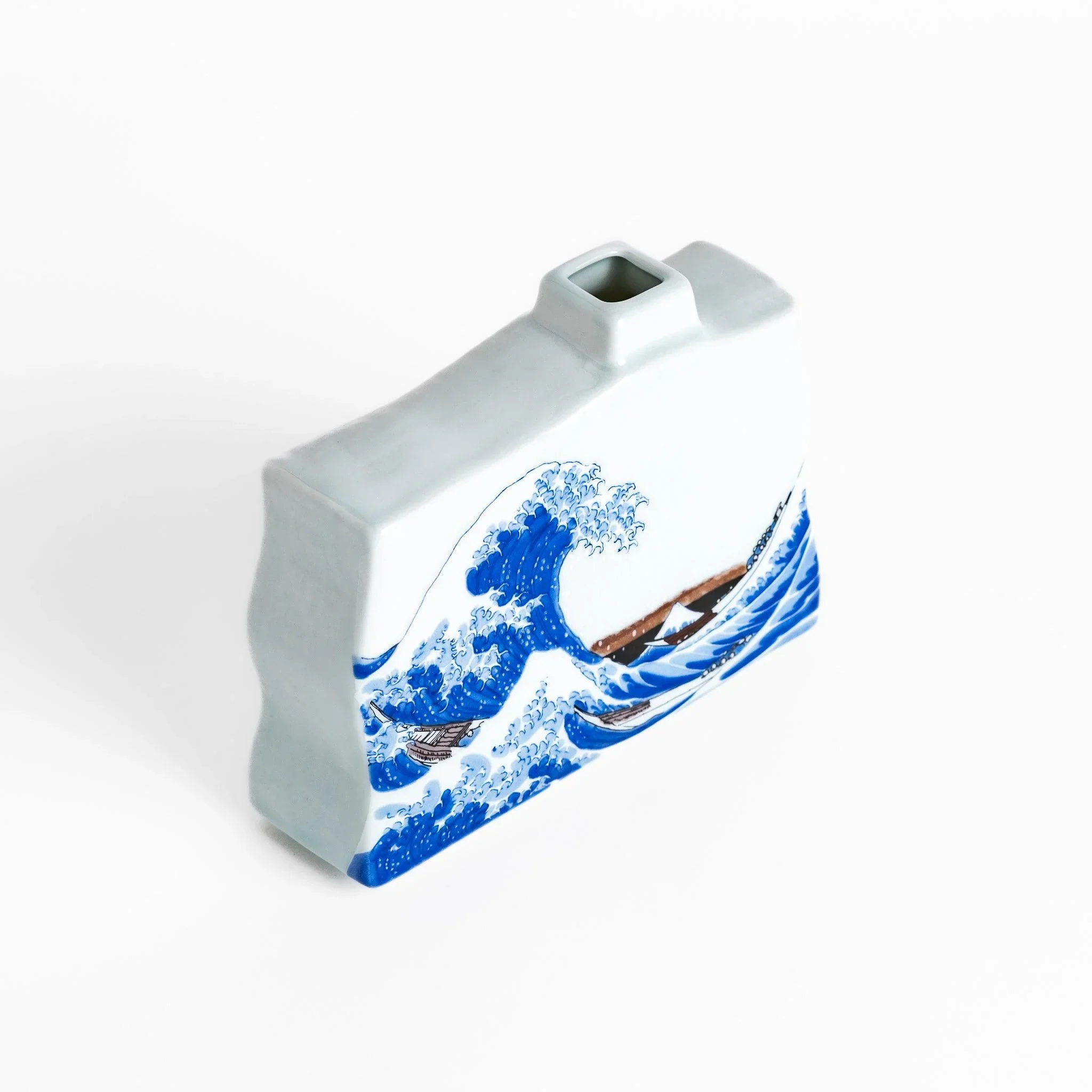 Hokusai Great Wave Bud Vase - Image 4