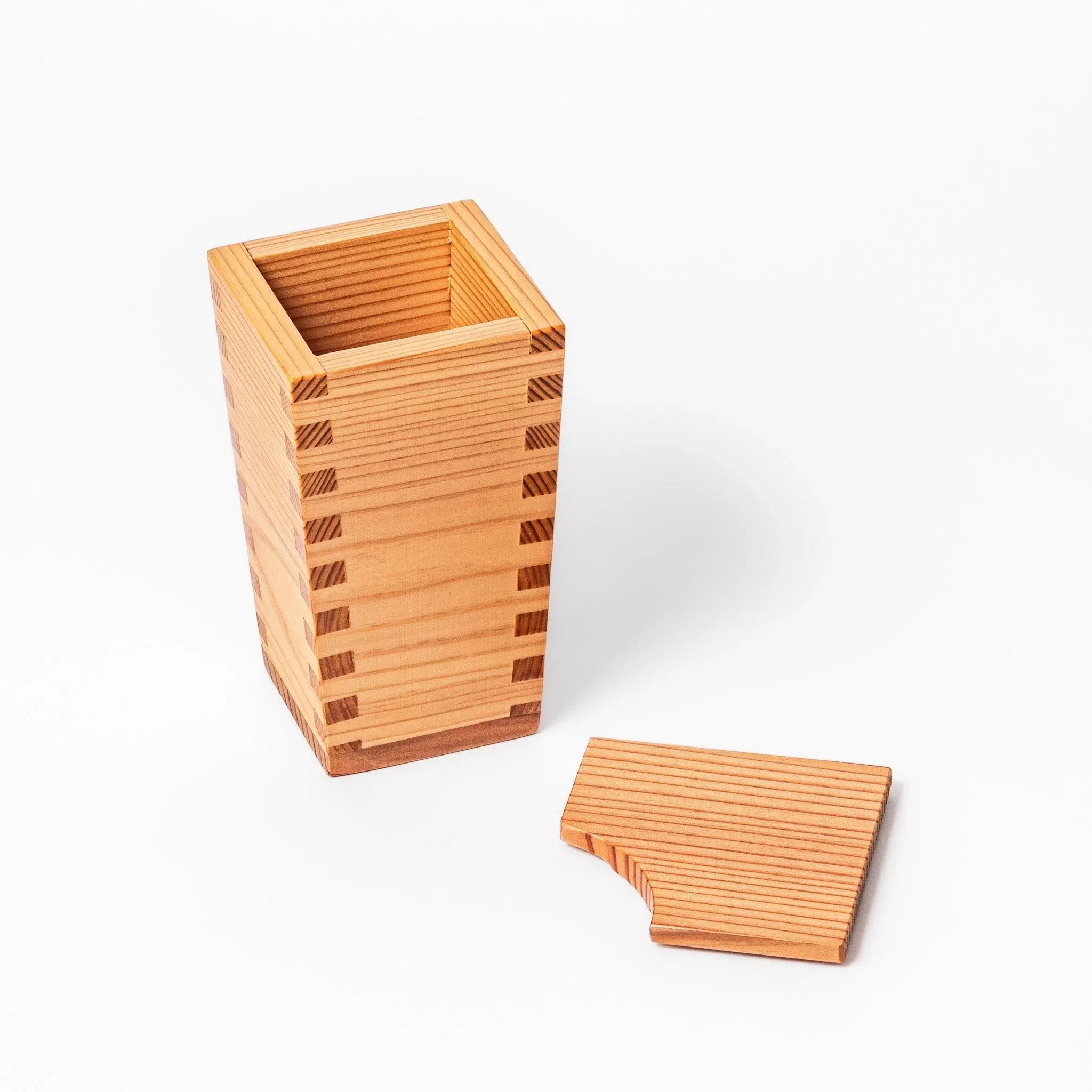 Japanese Cedar Sake Carafe with Lid - Image 3