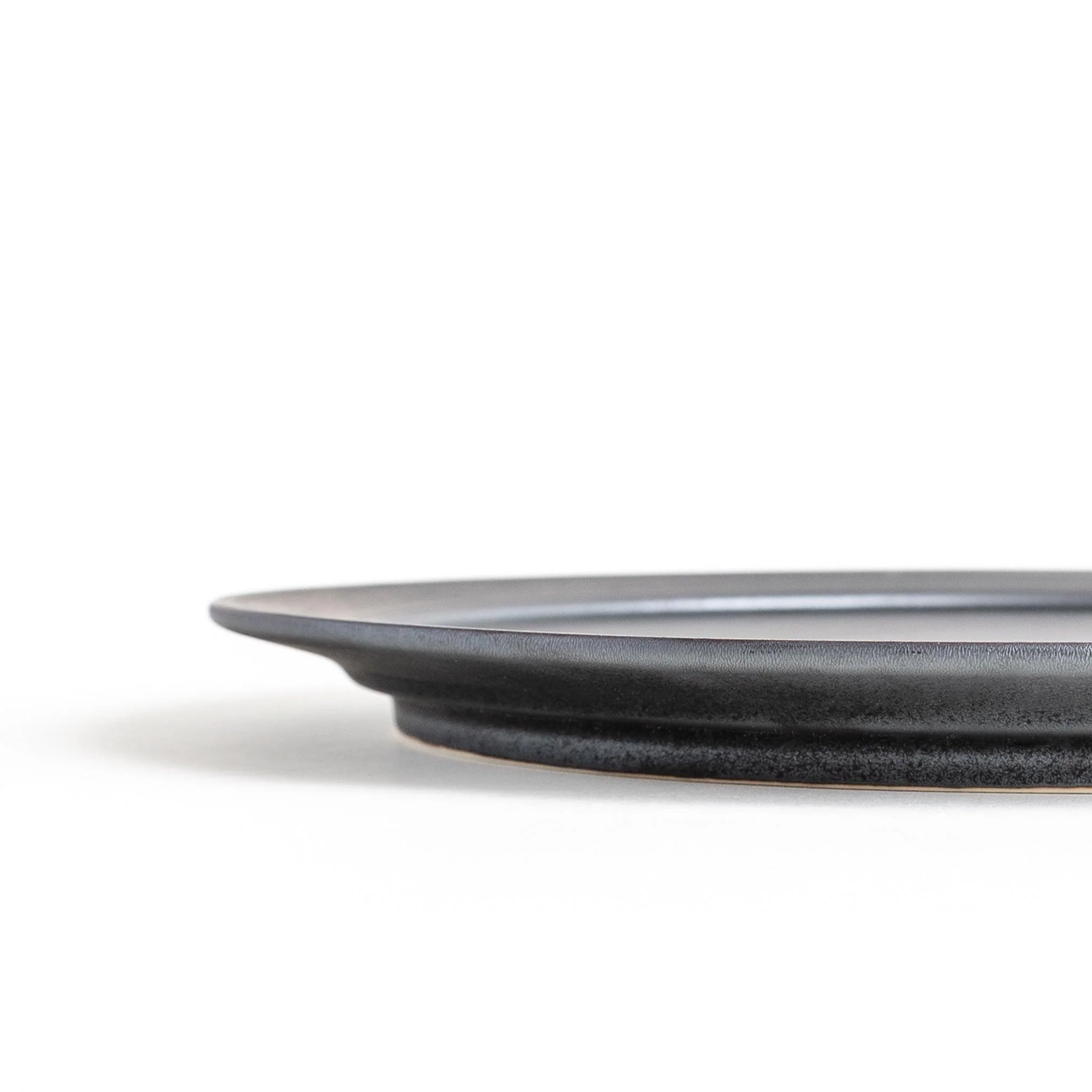 Modern Rim Dinner Plate - Image 10