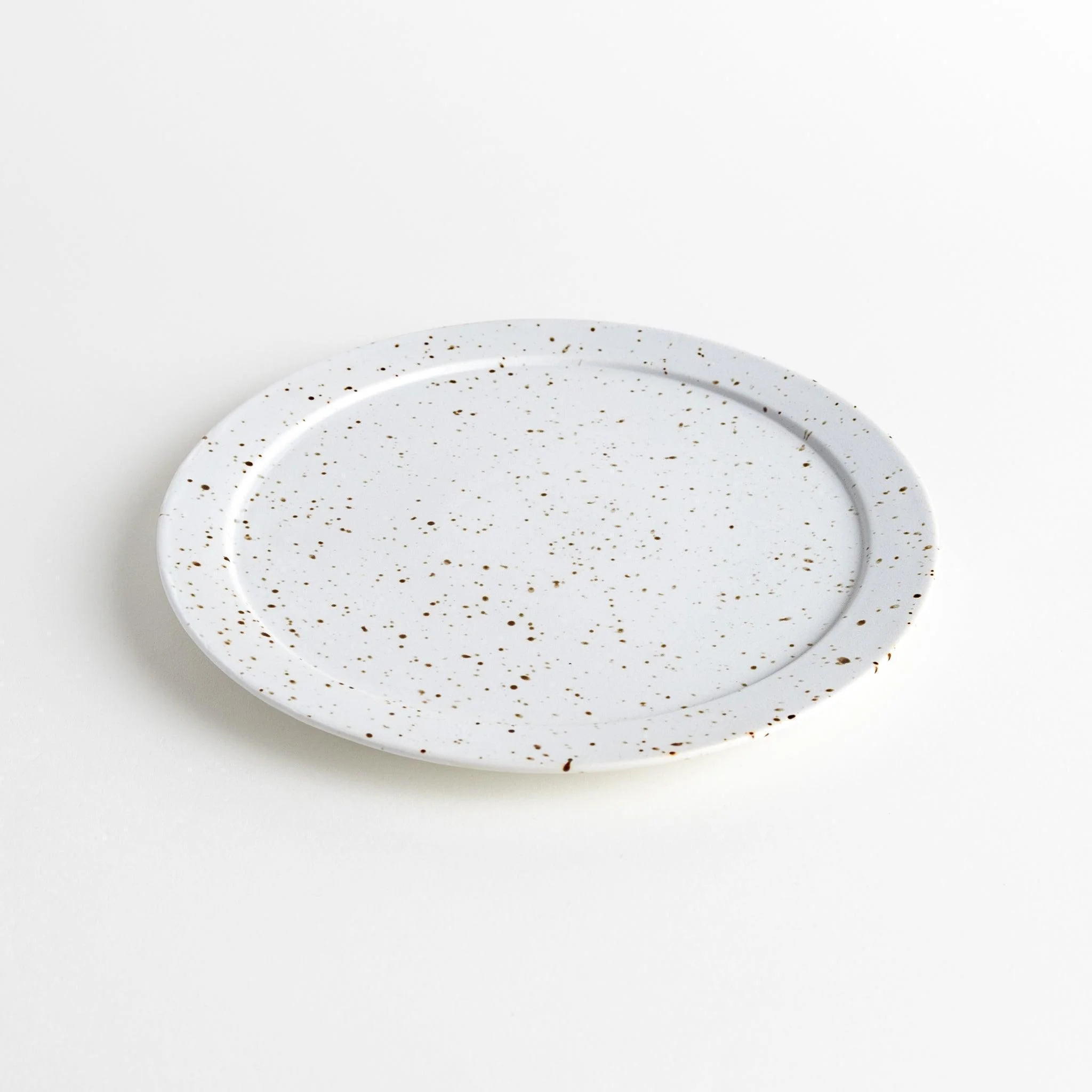 Modern Rim Dinner Plate - Image 3