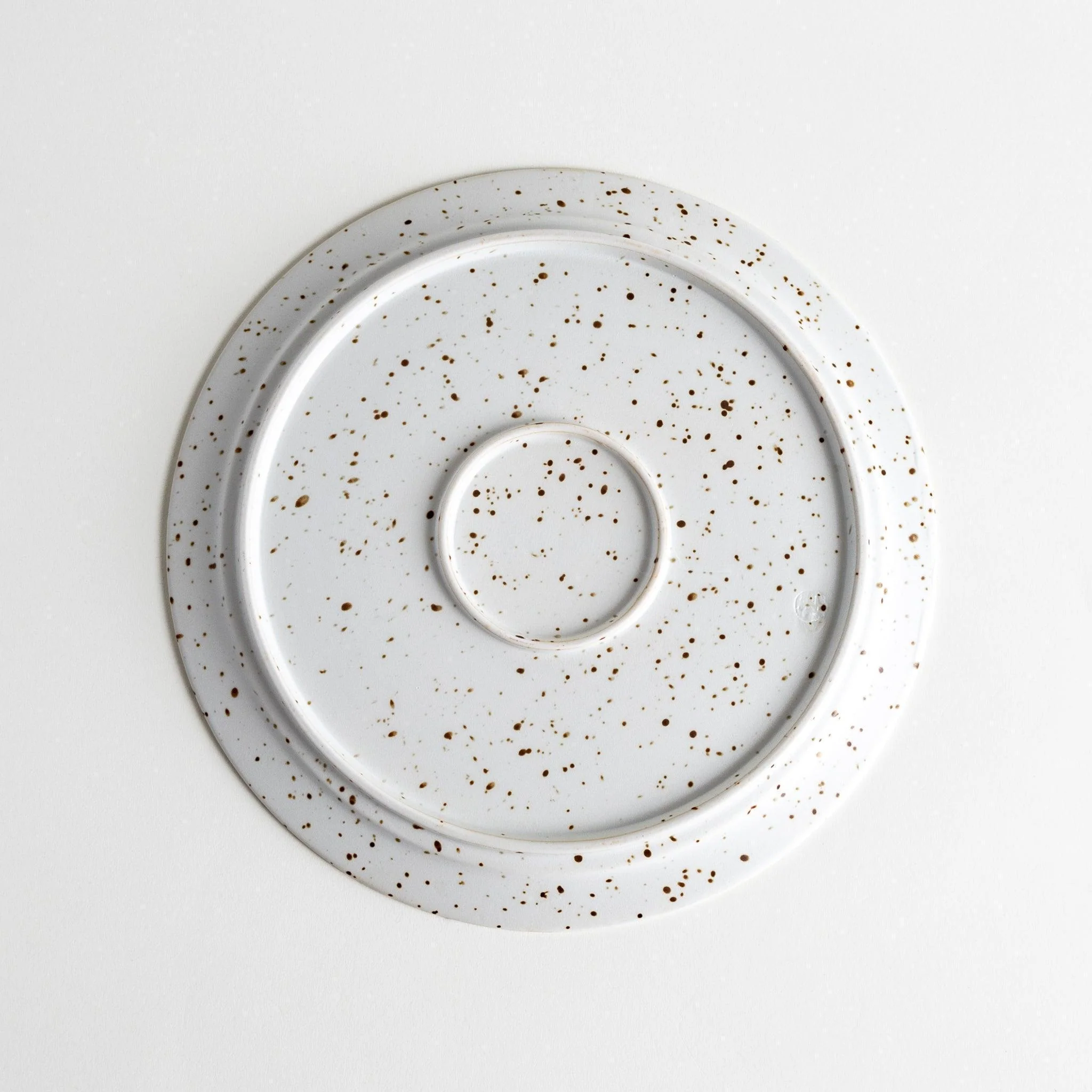 Modern Rim Dinner Plate - Image 5