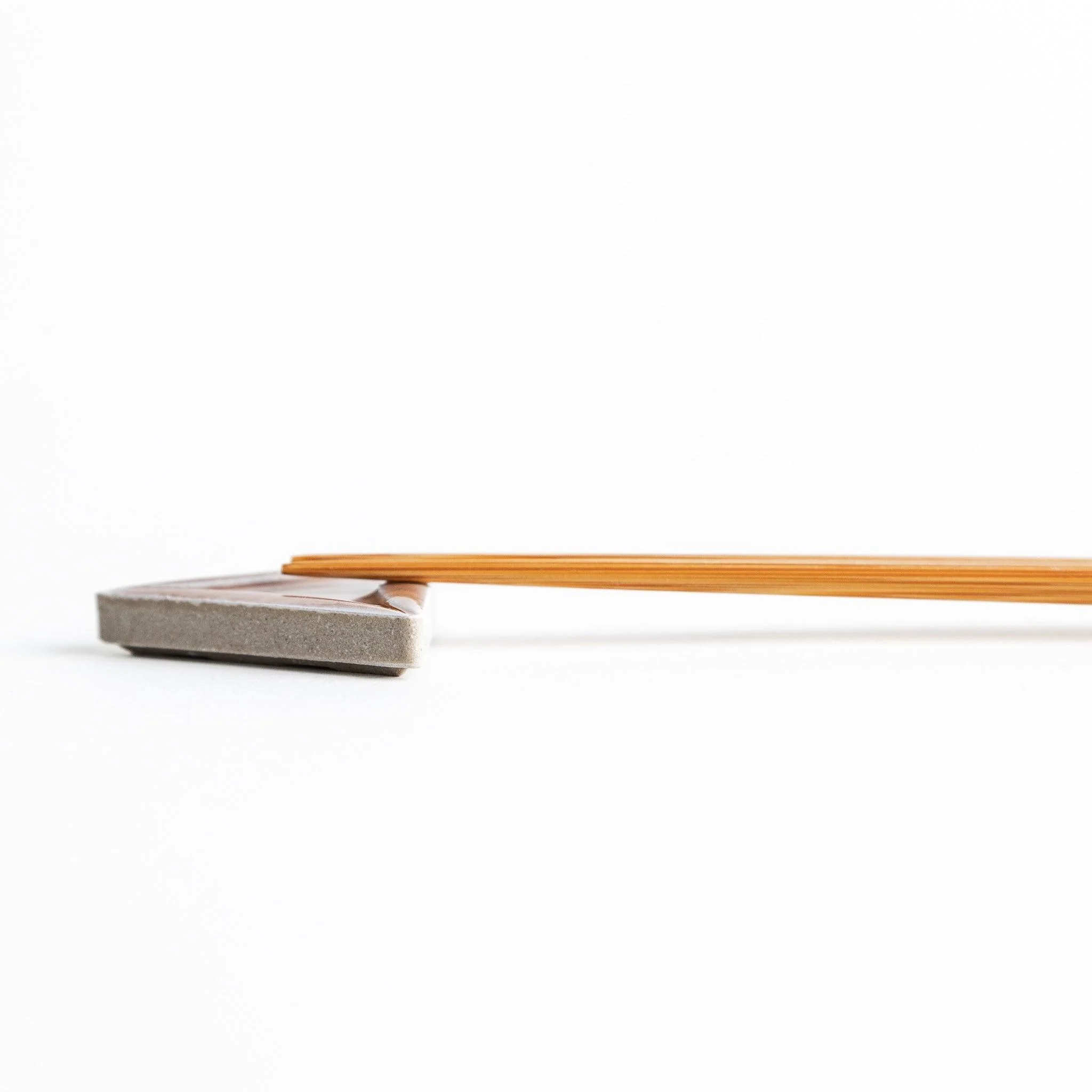 Pastel Triangle Chopstick Rest - Image 13