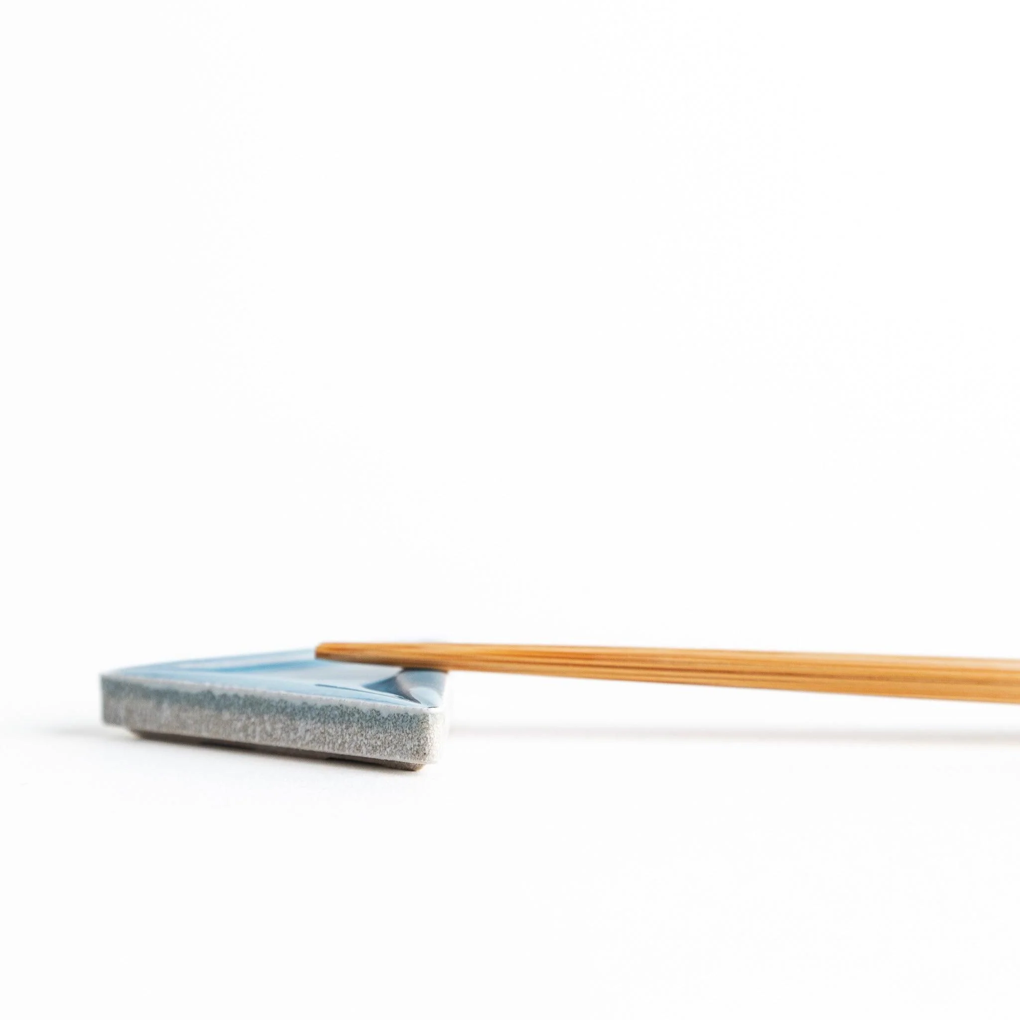 Pastel Triangle Chopstick Rest - Image 24