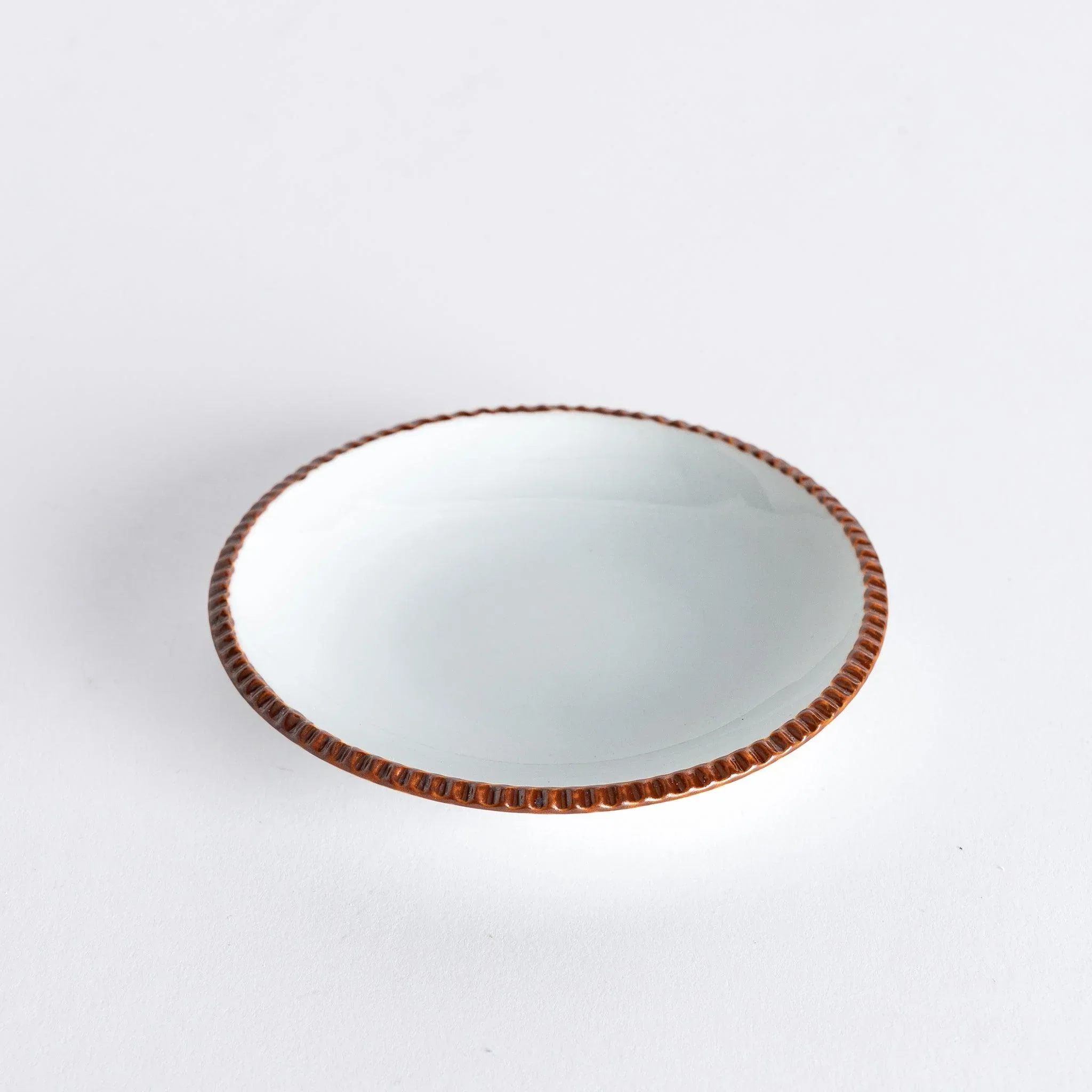 Rustic Scallop-Edged Sauce Dish - Image 16