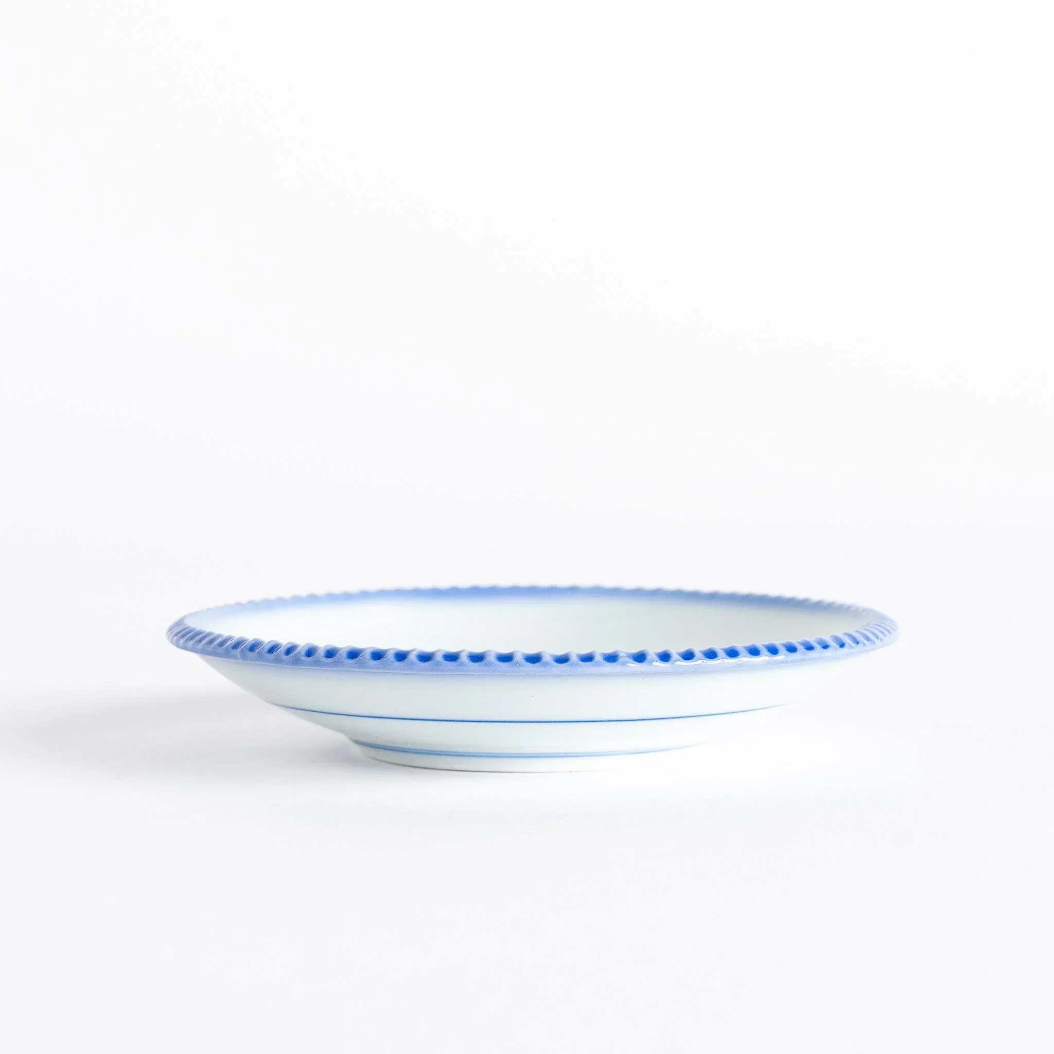 Rustic Scallop-Edged Sauce Dish - Image 4