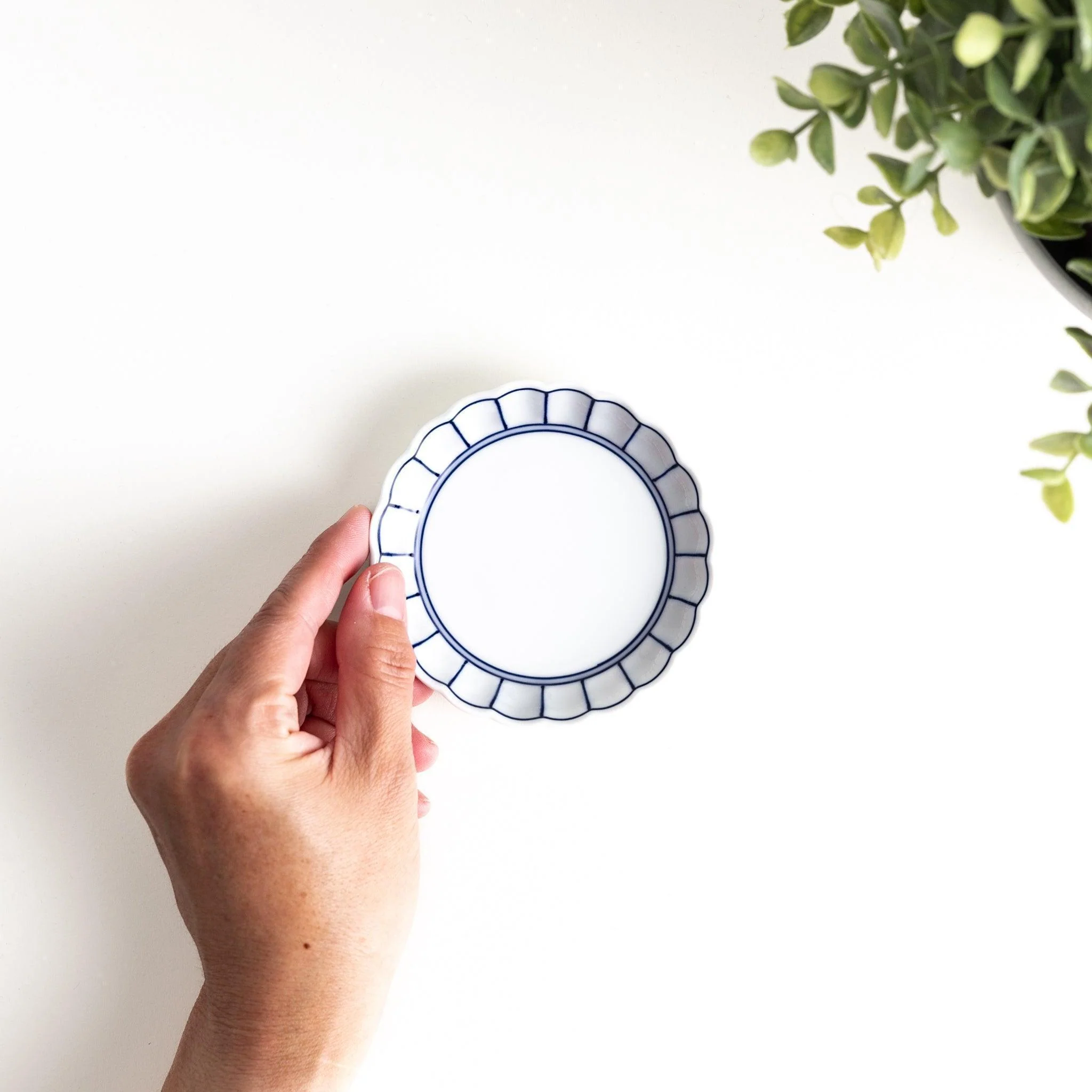 Scalloped Edge Sauce Dish - Image 3