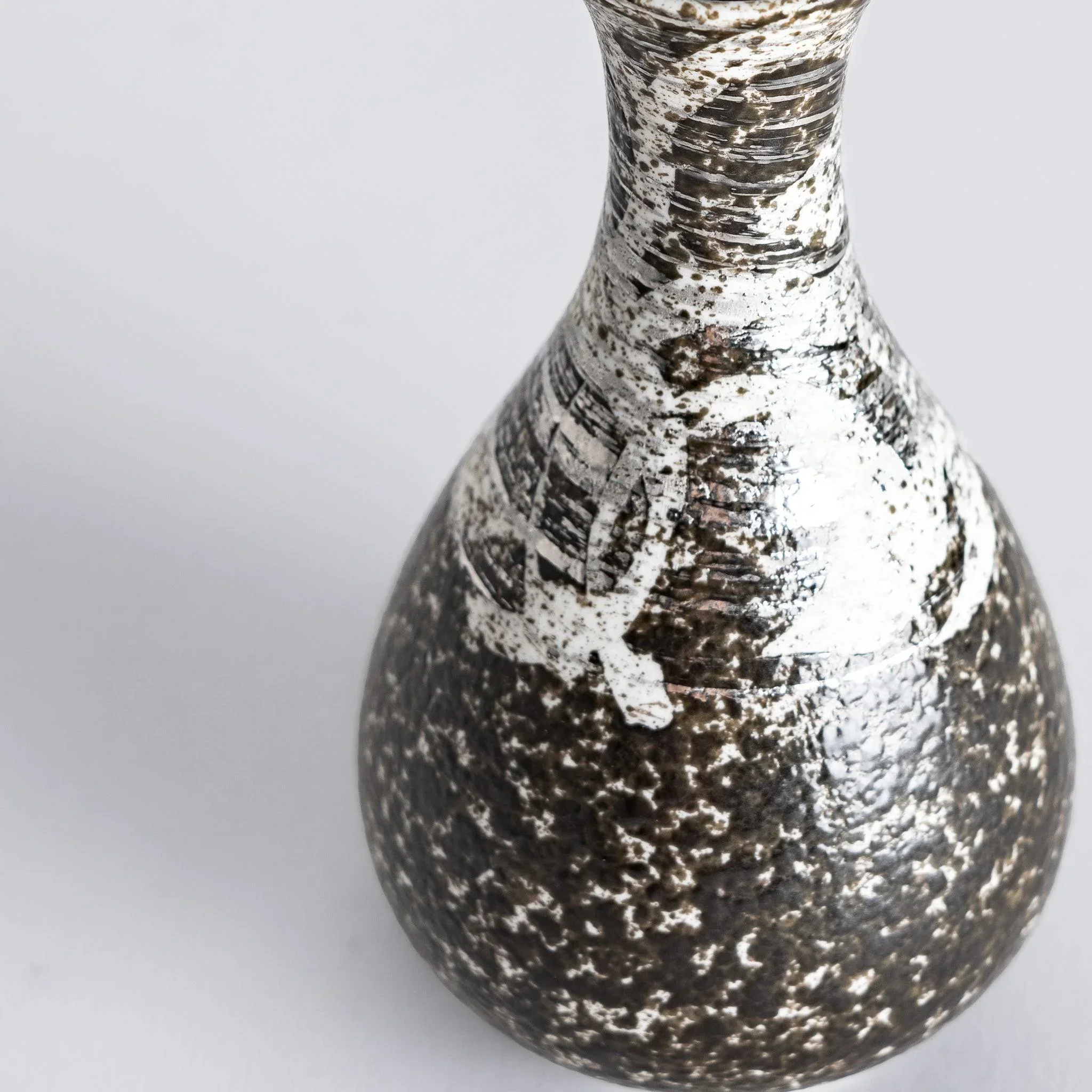 Silver Rustic Finish Sake Flask - Image 4