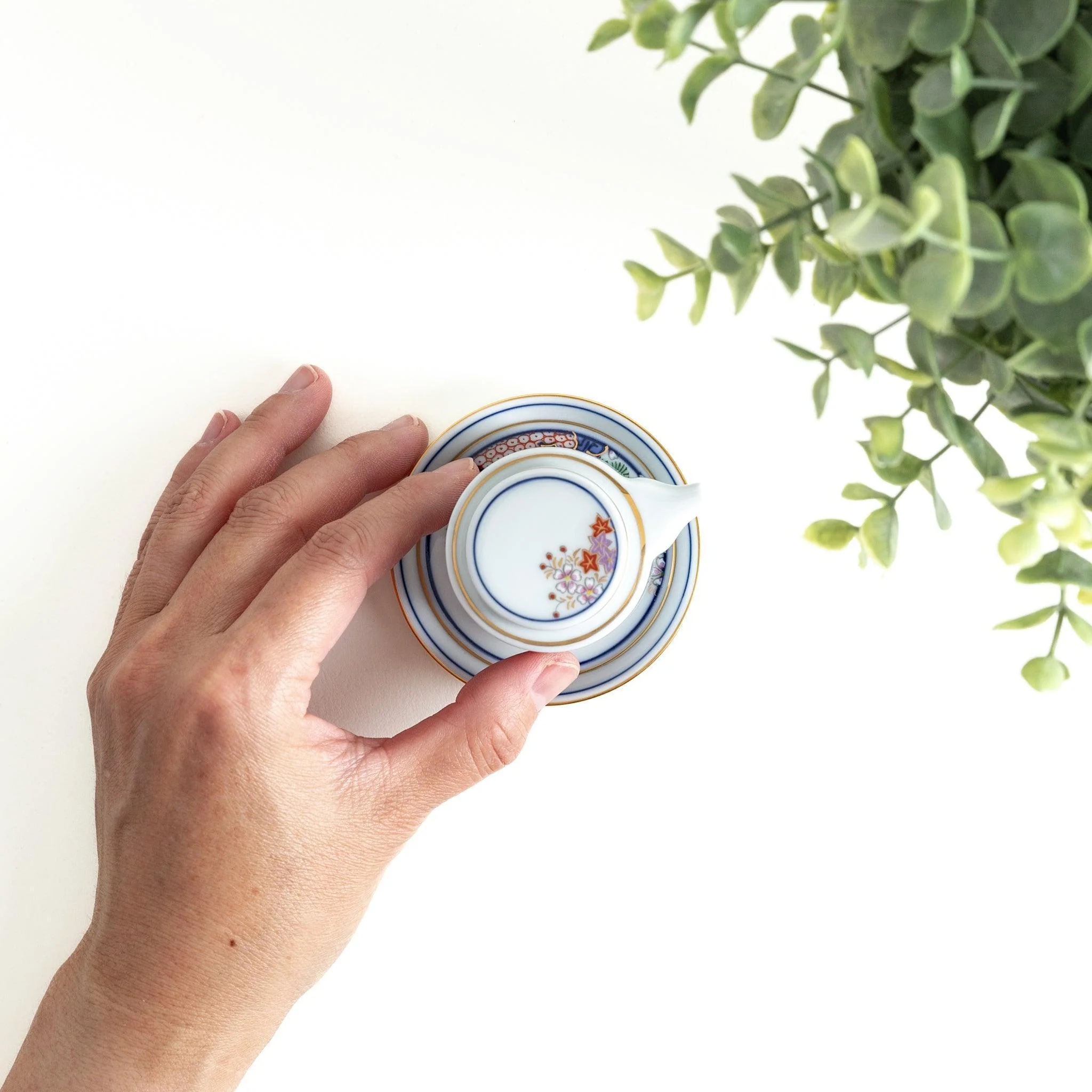 Spring and Autumn Soy Sauce Dispenser - Image 3