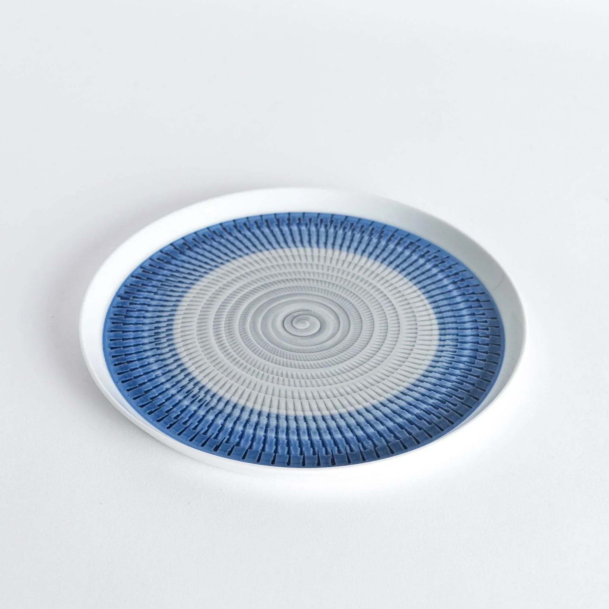 Ethereal Stripe Salad Plate - Image 9
