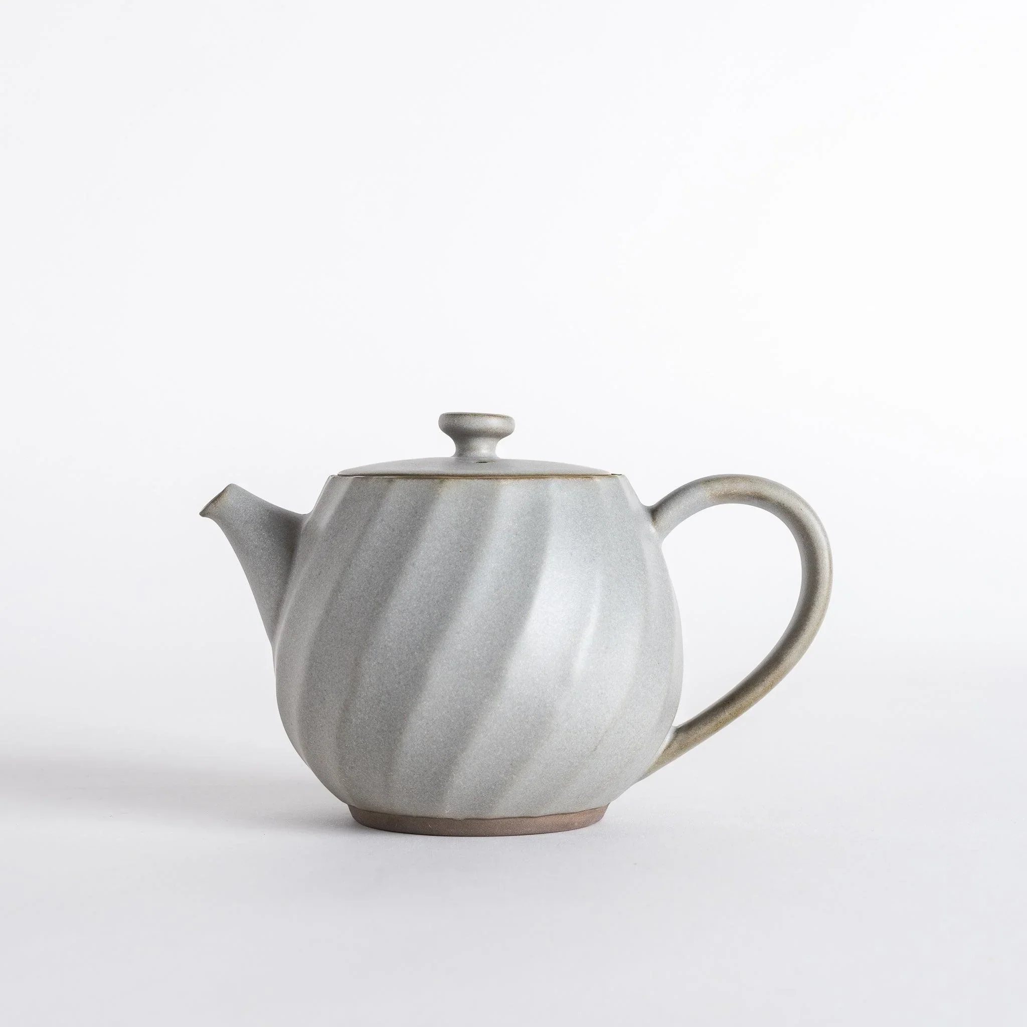 Tranquil Spiral Teapot - Image 9