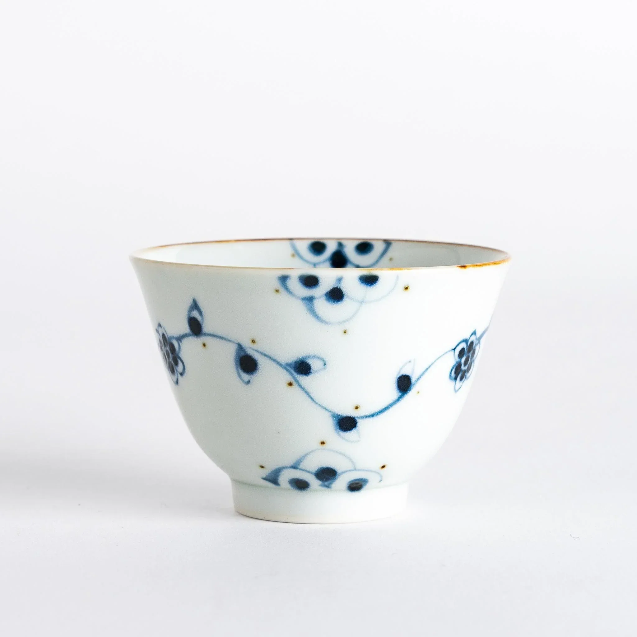 Vintage Vine Flower Teacup - Image 5
